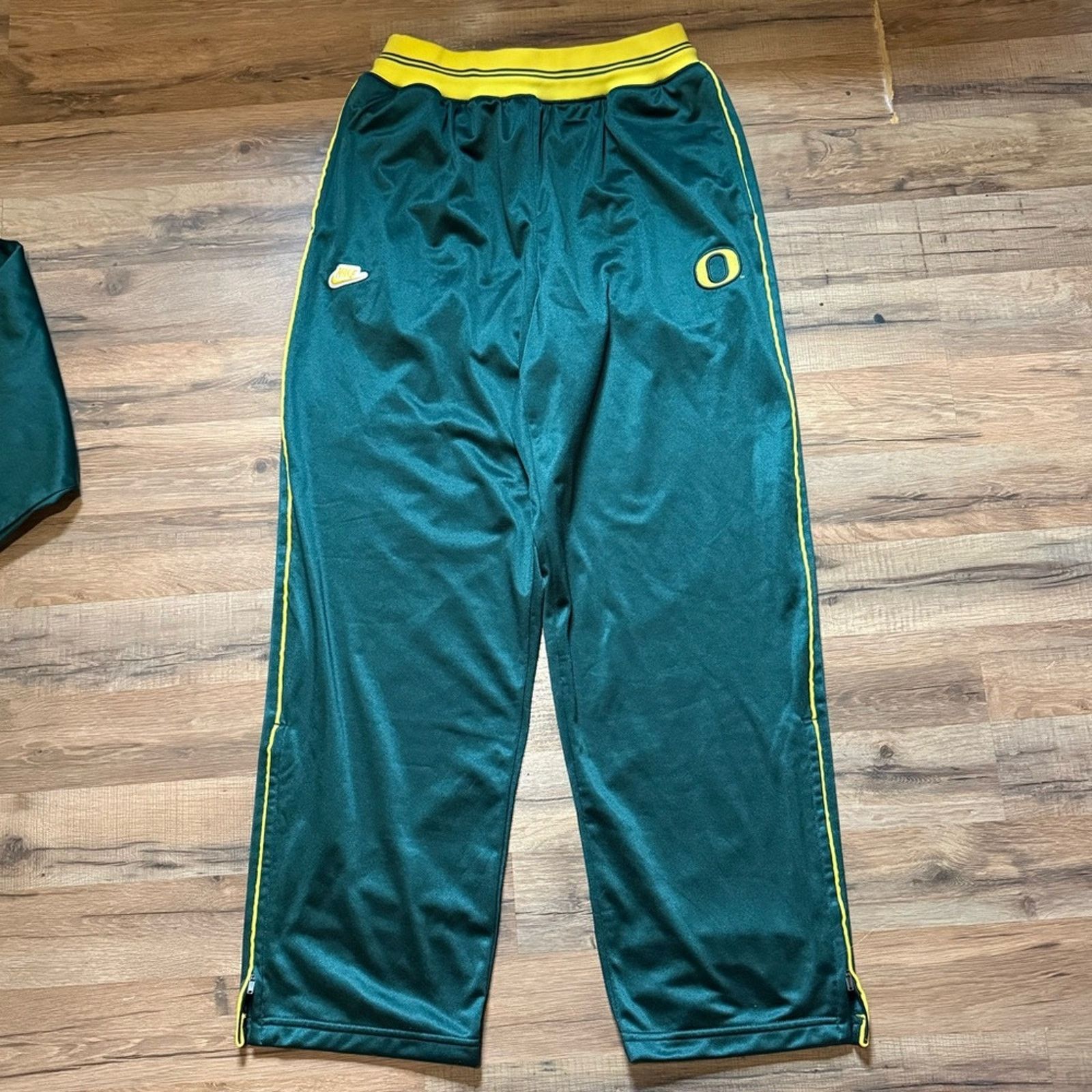 Nike 90s Nike Oregon Ducks Sweatpants Matching Set Tracksuit Size US L / EU 52-54 / 3 - 3 Thumbnail