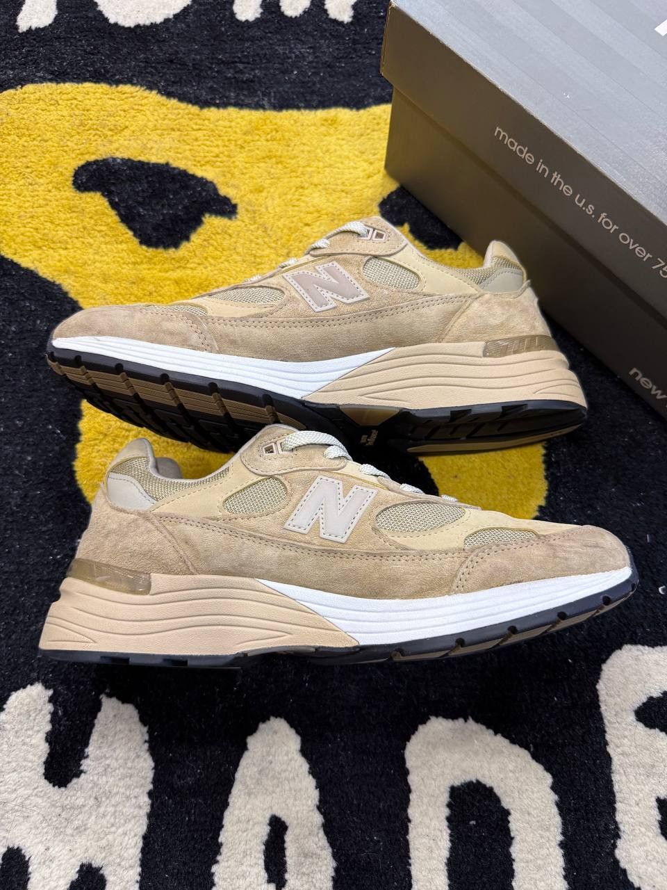 New Balance New Balance 992 Tan (2020) Size US 10 / EU 43 - 3 Thumbnail