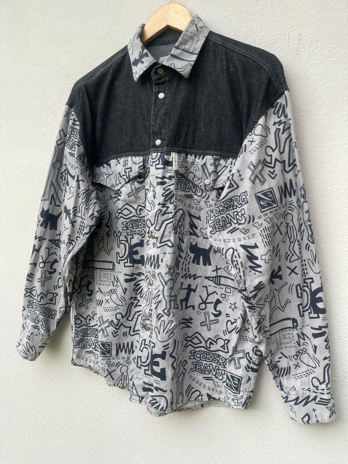 Iceberg × Keith Haring × Vintage 90s Iceberg Keith Haring Fullprint Button Shirt Size US M / EU 48-50 / 2 - 6 Thumbnail