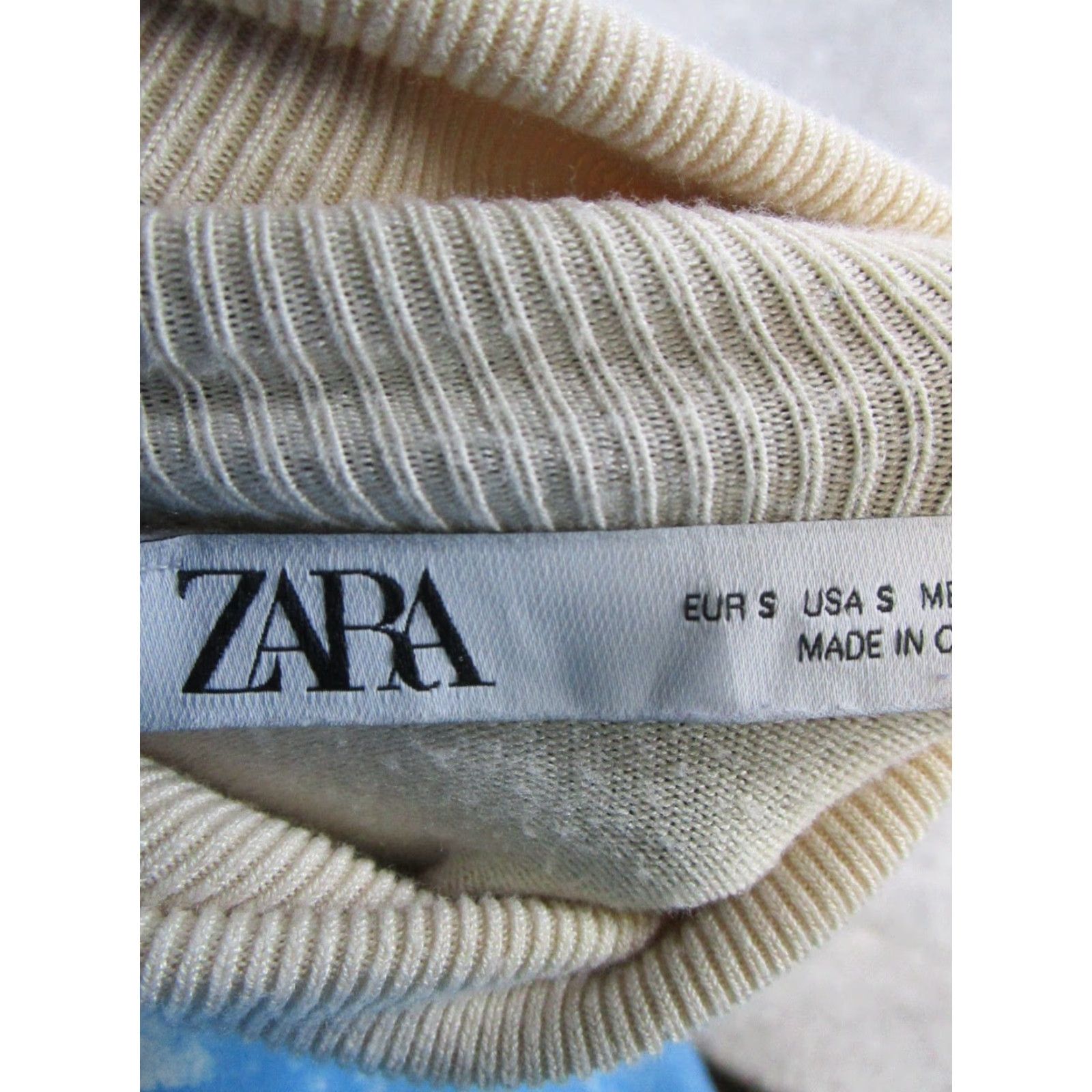 Zara VINTAGE Zara Sweater Pullover Women Small Beige Knit Turtleneck 90s Fashion Womens Size S / US 4 / IT 40 - 3 Thumbnail