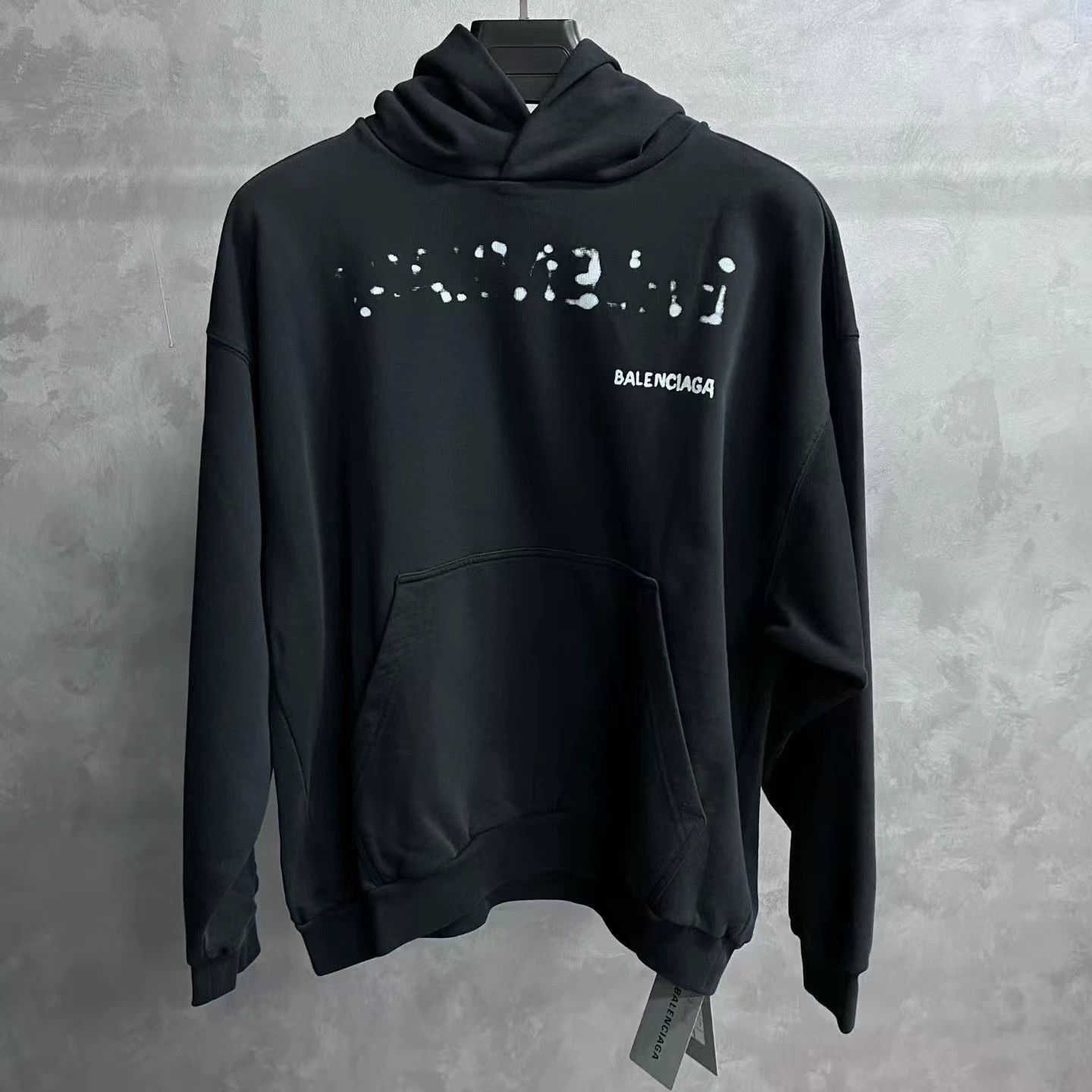 Balenciaga black balenciaga logo printed hoodie Size US S / EU 44-46 / 1 - 1 Thumbnail