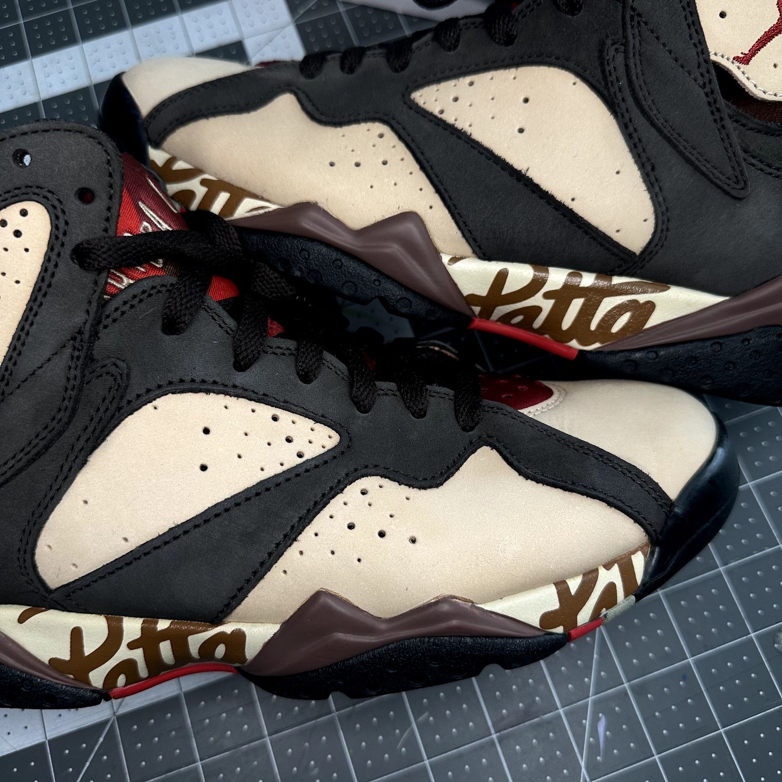 Patta Patta x Jordan 7 Size US 8 / EU 41 - 2 Thumbnail