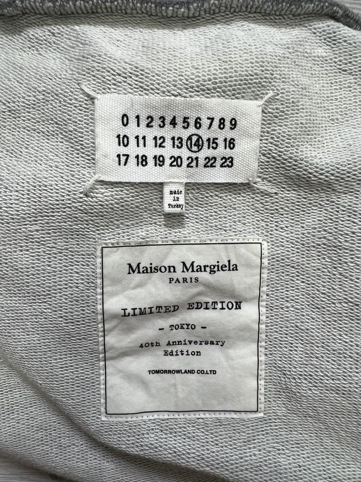 Maison Margiela Maison Margiela - A/W 18’ - Elbow Patch Sweatshirt Size US S / EU 44-46 / 1 - 12 Thumbnail