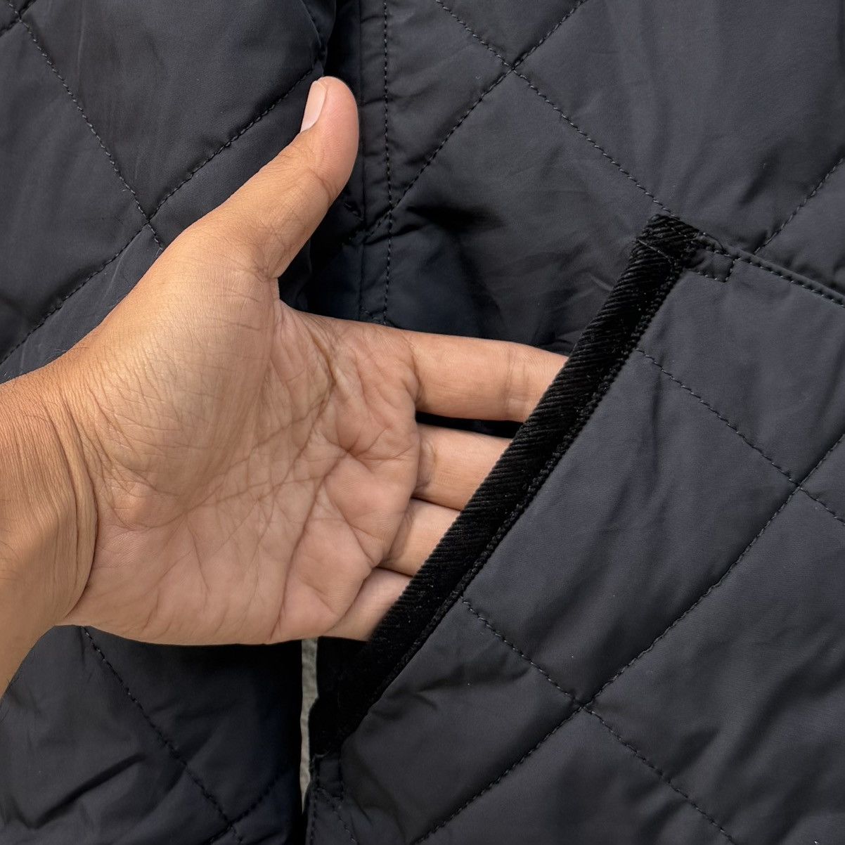 Burberry Burberry Black Label Diamond Corduroy Collar Quilted Jacket Size US M / EU 48-50 / 2 - 6 Thumbnail