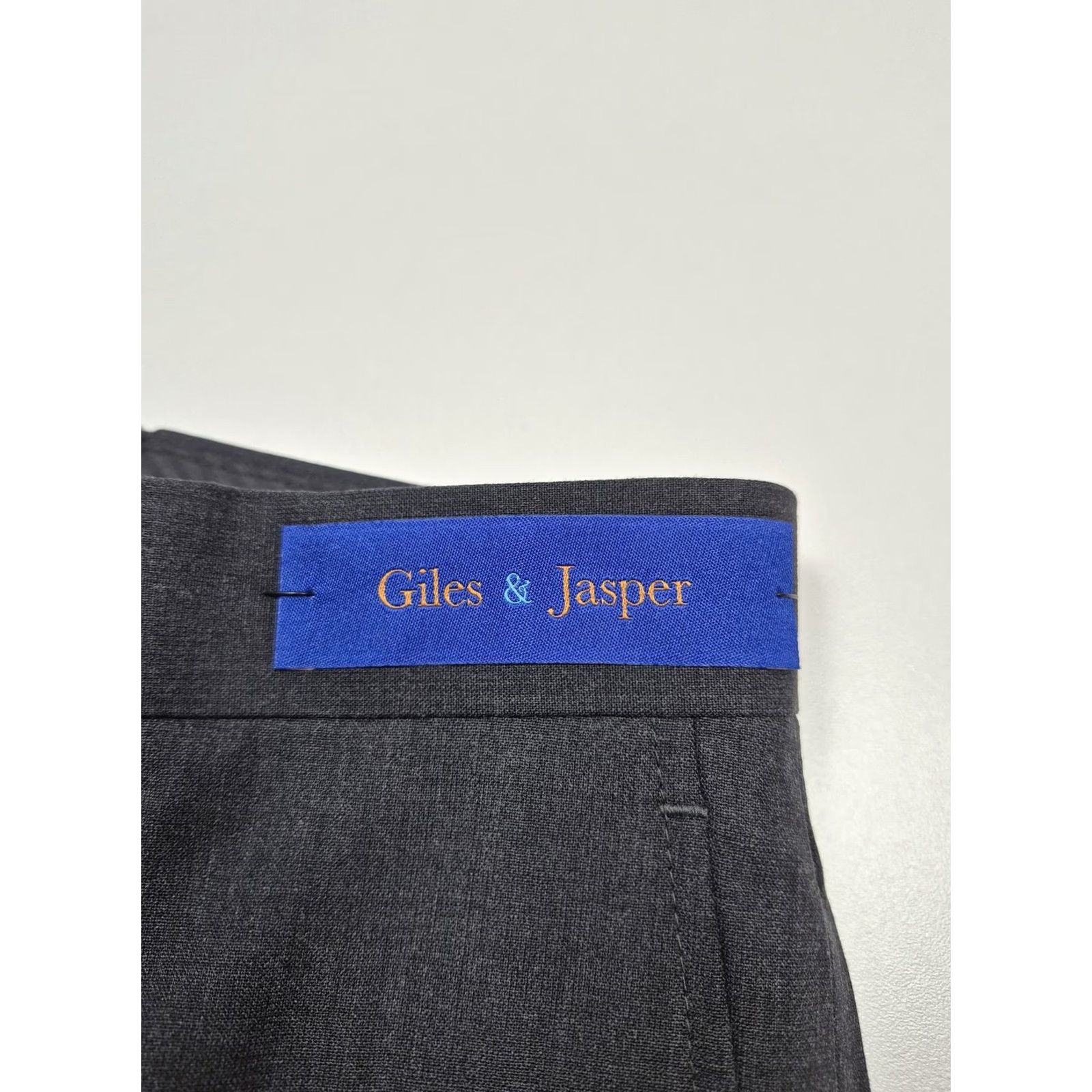 Vintage Giles & Jasper Dress Pants Mens 30x32 Gray Wool Stretch Flat Front NWT Modern Fit Straight Leg Button Closure Pockets Size US 30 / EU 46 - 3 Thumbnail