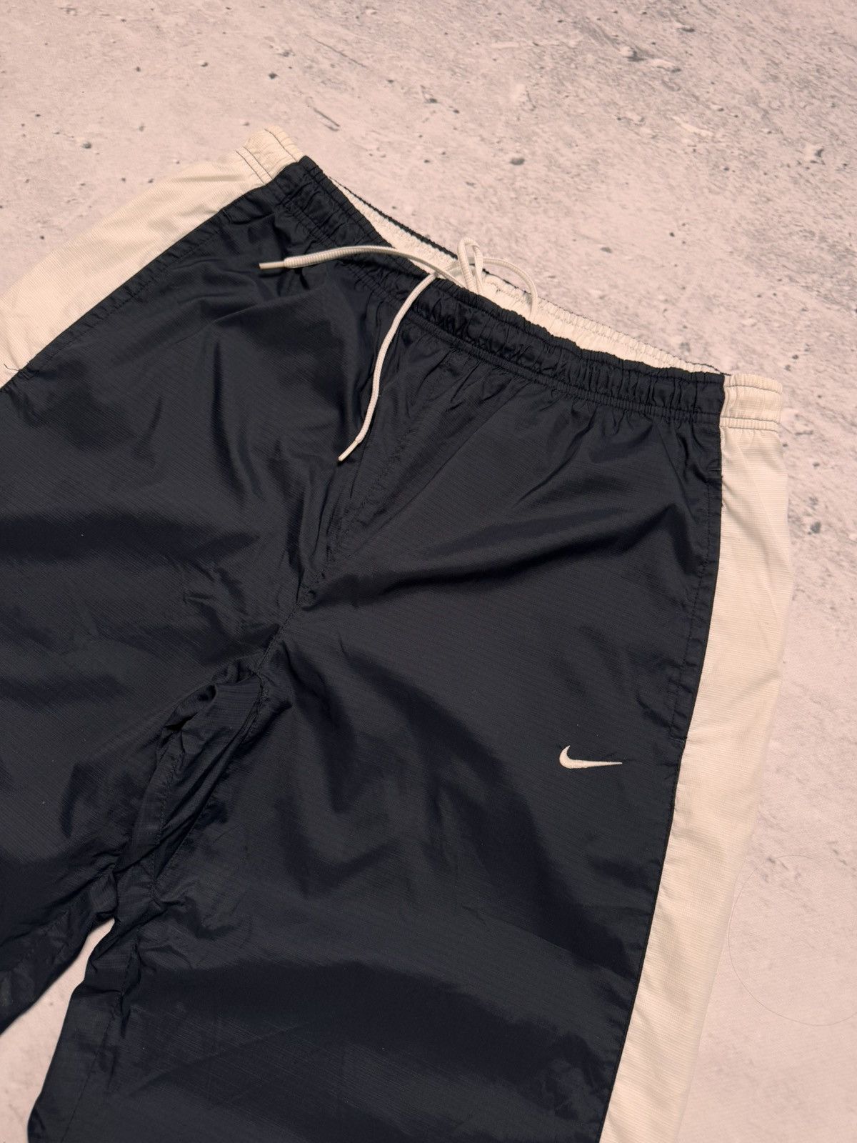 Nike × Vintage NIKE VINTAGE BASIC LOGO OVERSIZE BAGGY PANTS Size US 34 / EU 50 - 4 Thumbnail