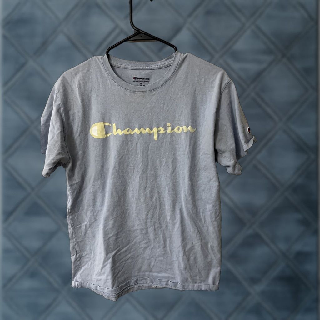Champion Champion Women's Casual Blue Crew Neck T-Shirt Size Medium Short Sleeve Sports Tee Size M / US 6-8 / IT 42-44 - 1 Thumbnail