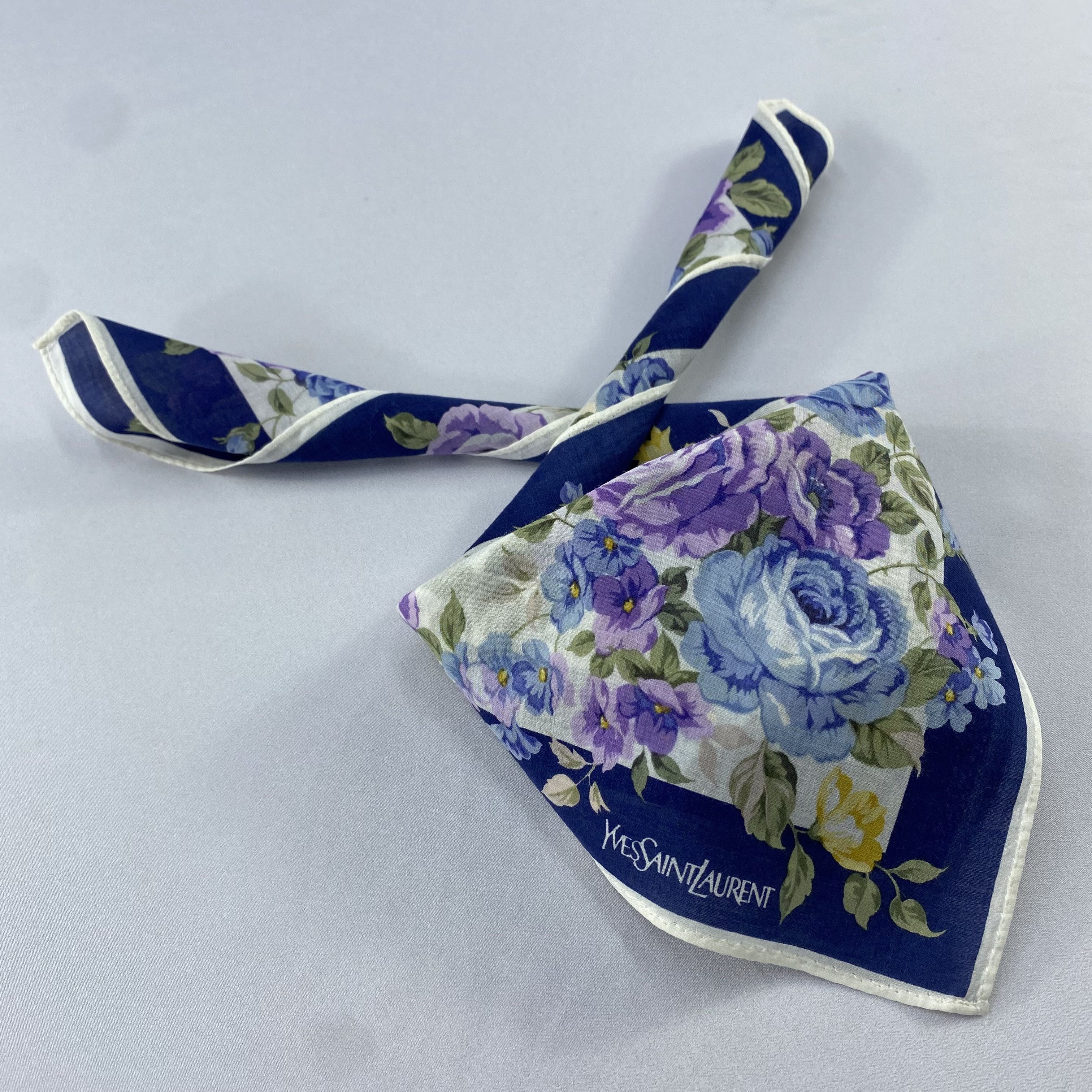 Yves Saint Laurent Yves Saint Laurent Handkerchief / Bandana / Neckerchief C855 Size ONE SIZE - 2 Thumbnail