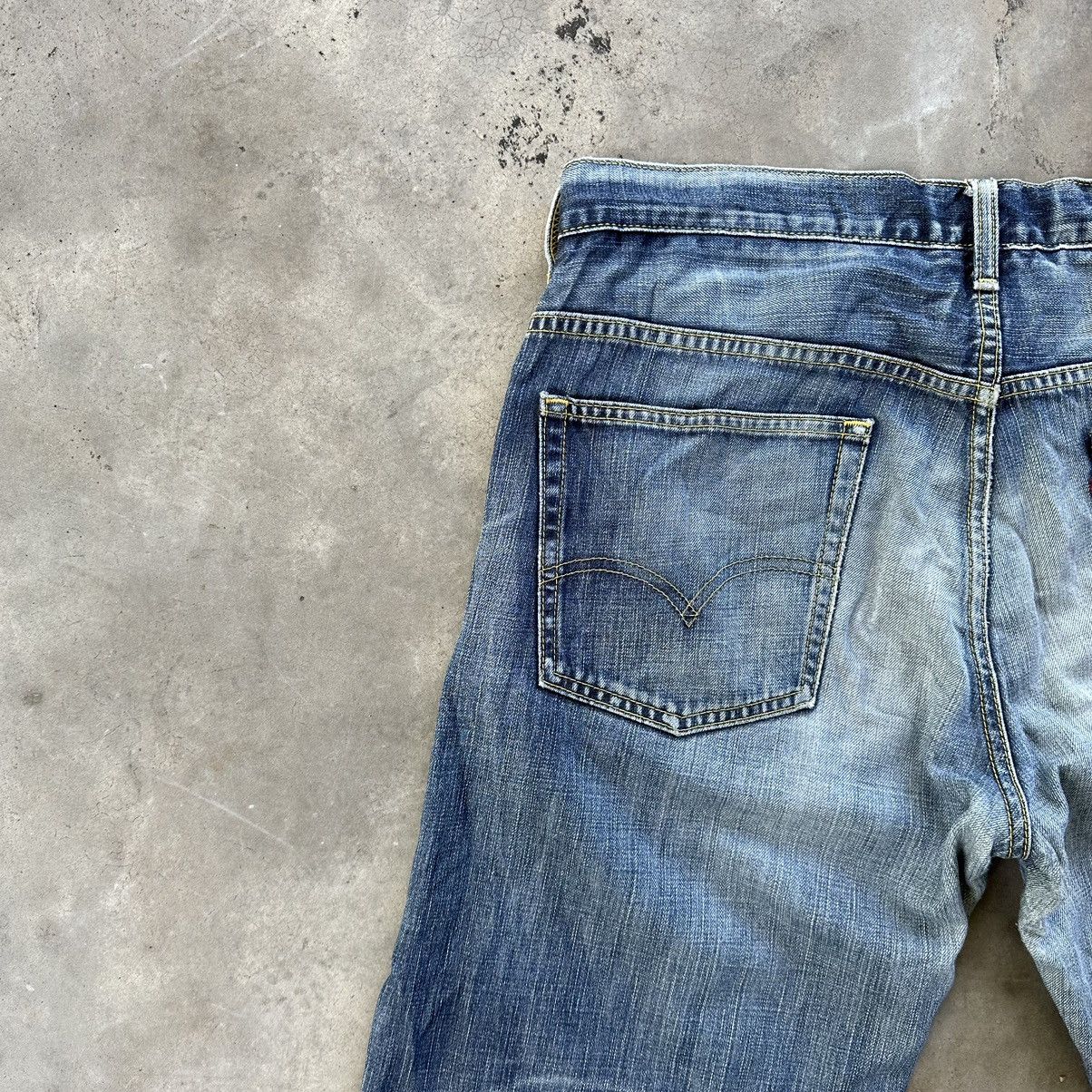 Japanese Brand Vintage Levi’s 503 Packable Distressed Faded Denim Jean Size US 36 / EU 52 - 13 Thumbnail