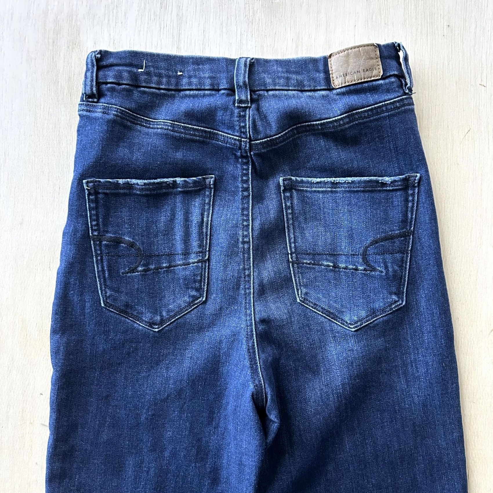 American Eagle Outfitters VINTAGE American Eagle Jeans Womens 8 Long High Rise Medium Wash Blue Skinny Next Level Stretch Size 30" / US 8 / IT 44 - 4 Thumbnail