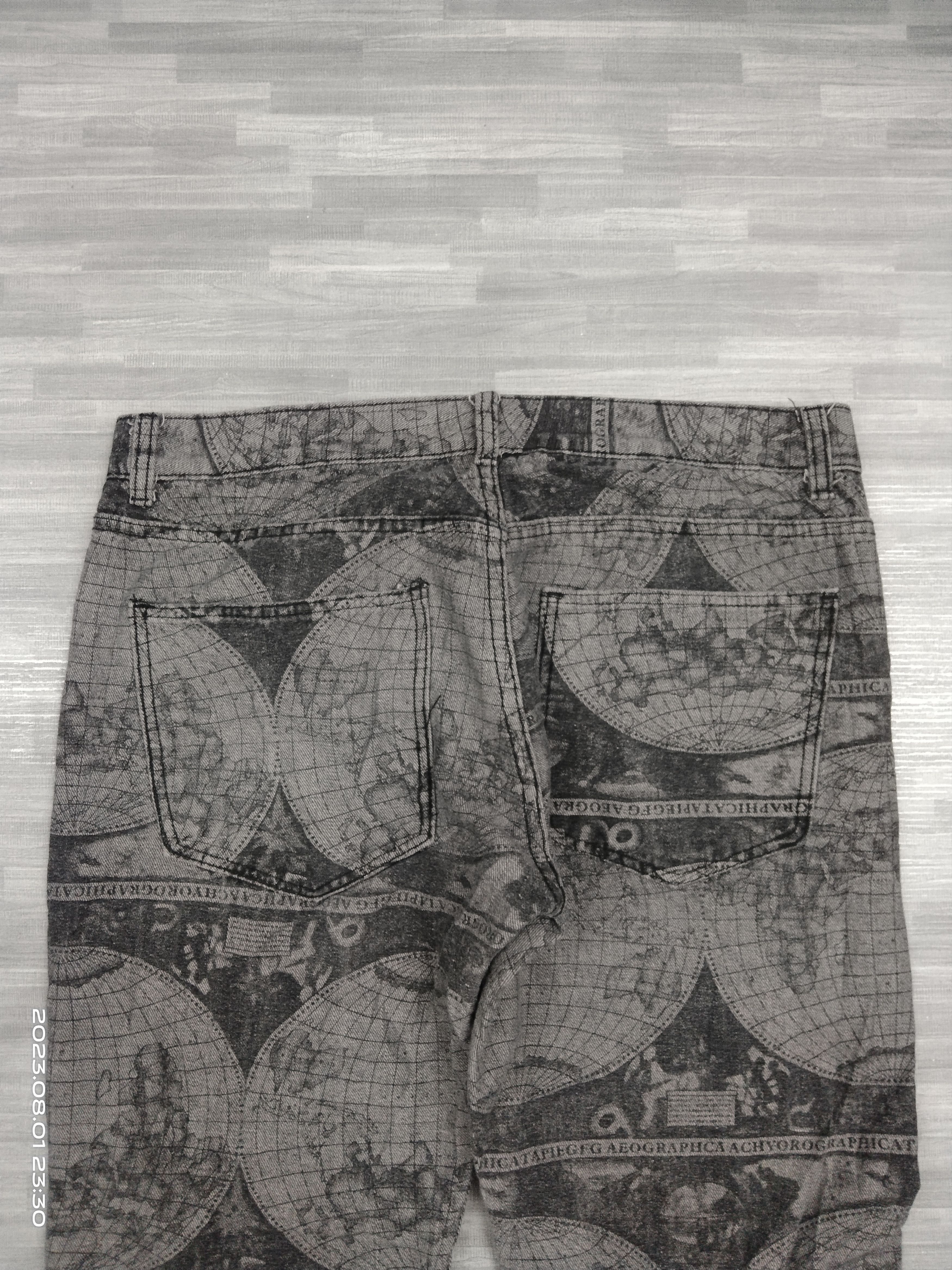 Japanese Brand RARE FULLPRINTED YOUNG RICH & FAMOUS DENIM PANTS Size US 35 - 5 Thumbnail