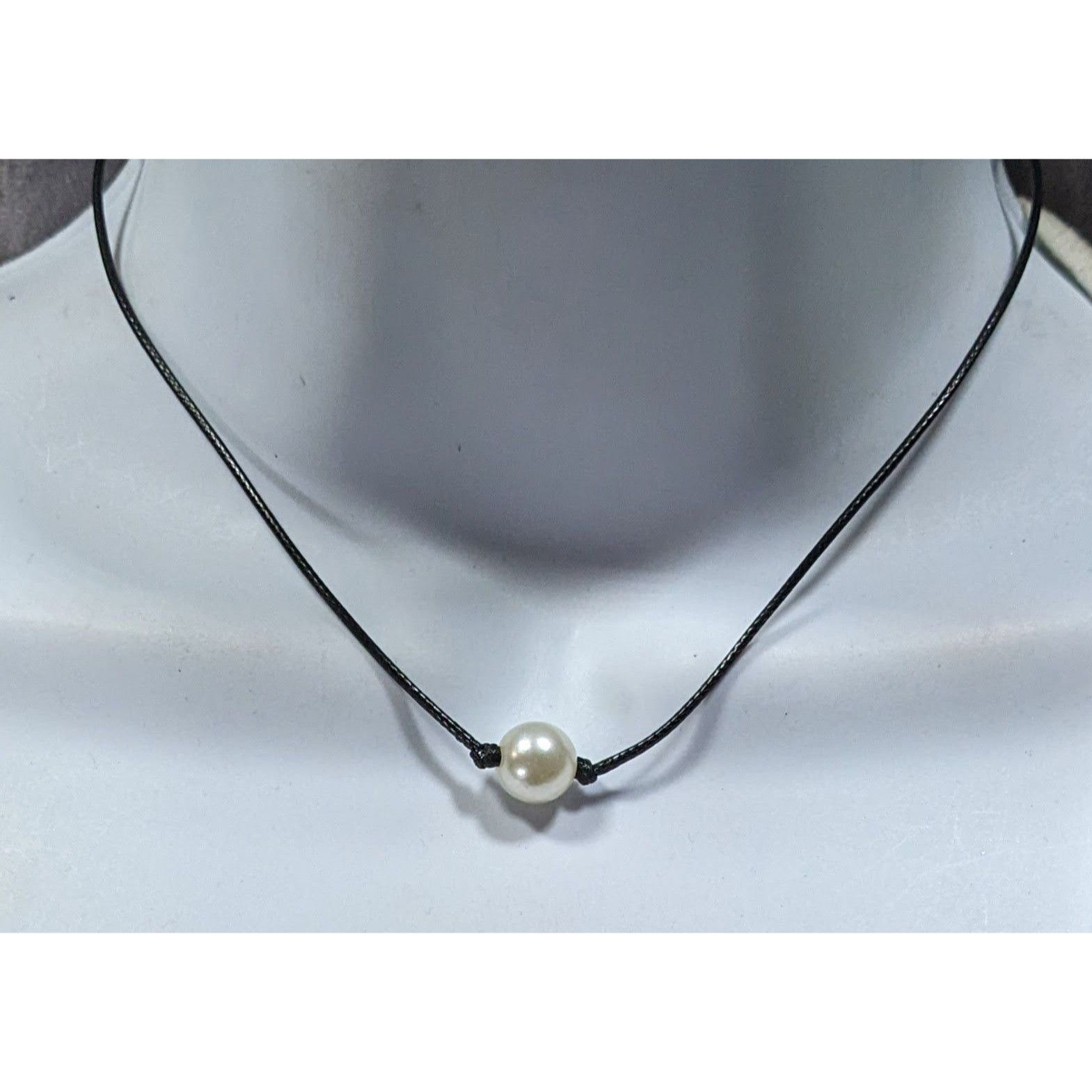 Other Minimalist Faux Pearl Necklace On Black Cord Size ONE SIZE - 2 Thumbnail