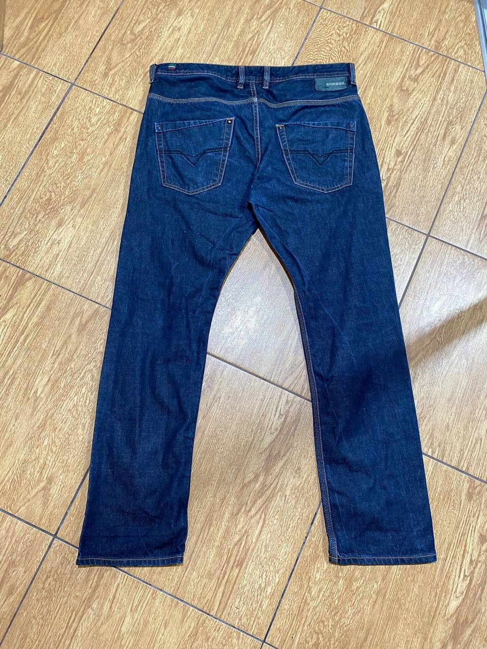 Diesel DIESEL KROOLEY Men’s Straight Fit Denim Jeans Everyday Wear Size US 34 / EU 50 - 13 Thumbnail
