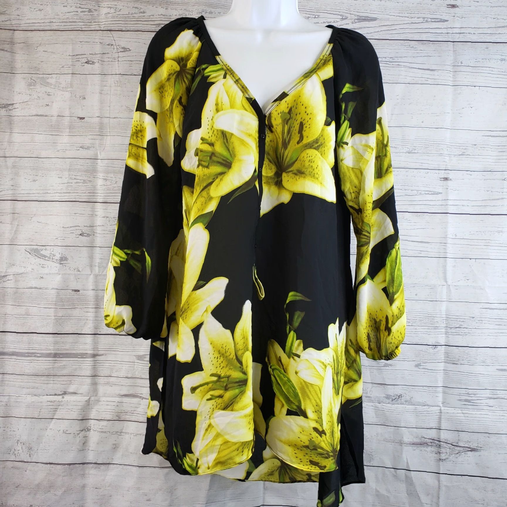 Vintage Yoana Baraschi Womens Blouse 3/4 Sleeve Size M Black Floral V-Neck Polyester Shirt Womens Size M / US 6-8 / IT 42-44 - 2 Thumbnail