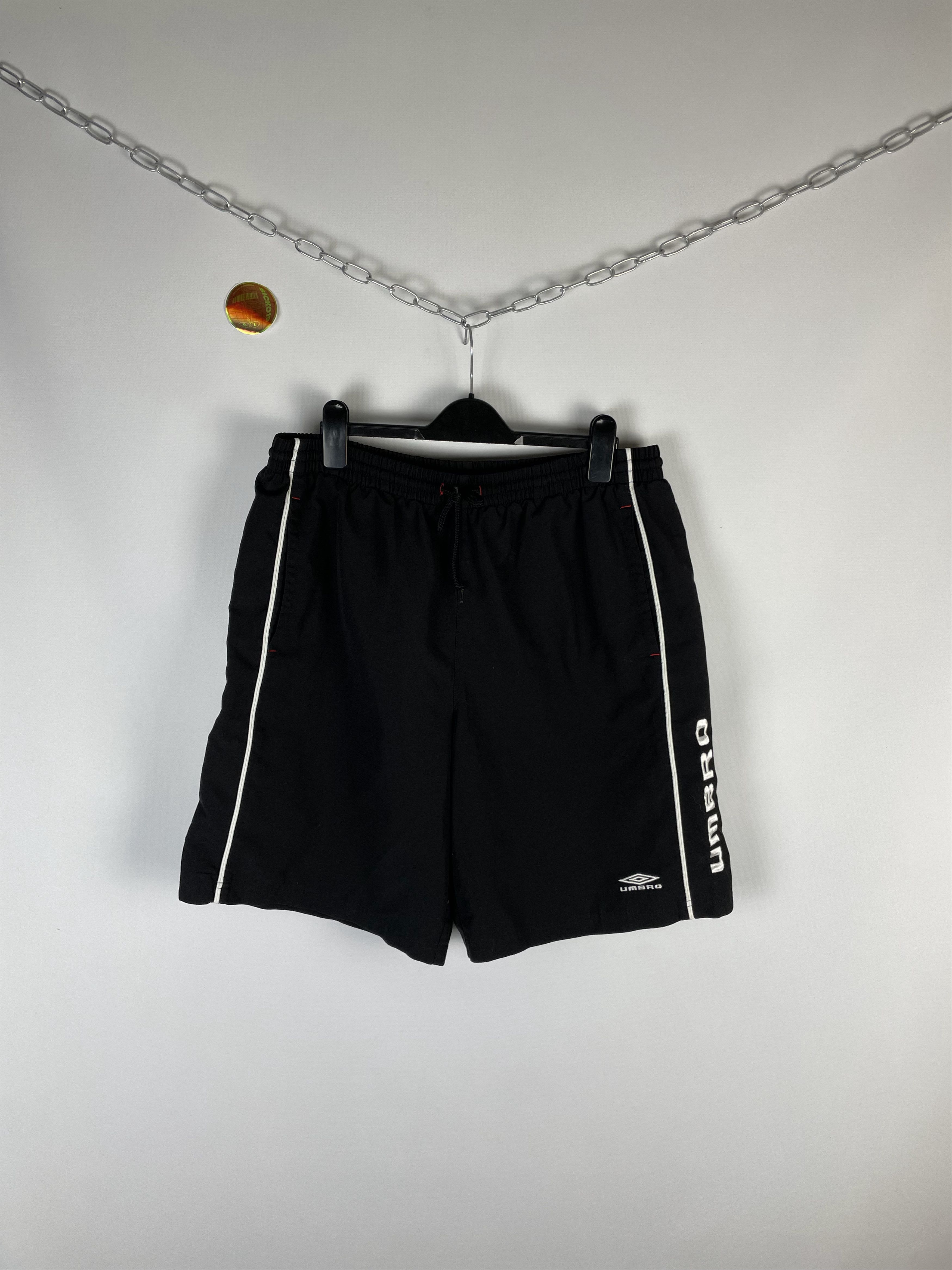 Other Vintage Umbro Shorts Y2k Size US 36 / EU 52 - 1 Thumbnail