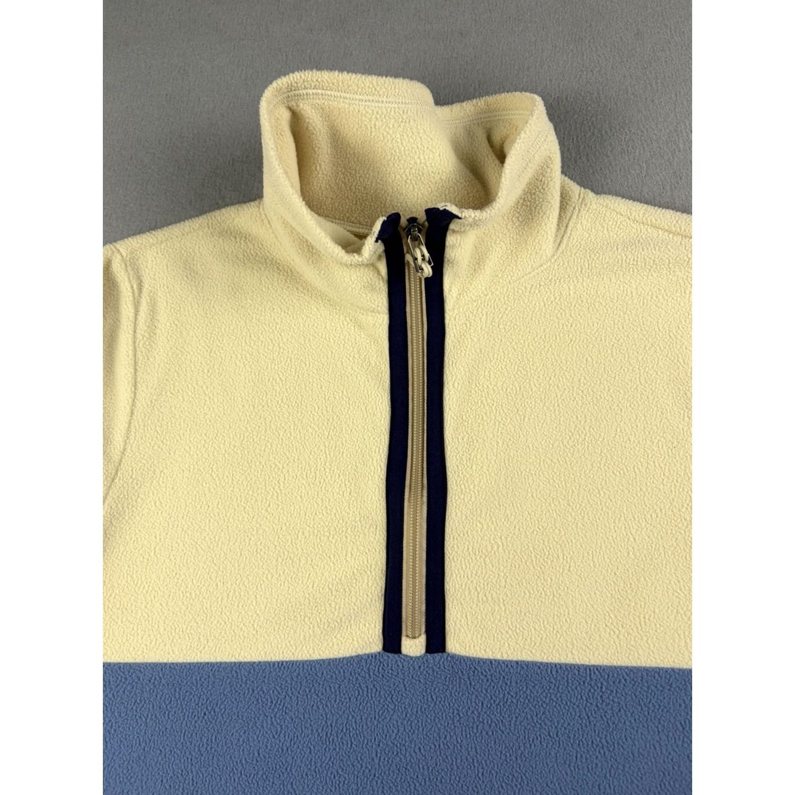 Cotopaxi Cotopaxi Fleece Pullover Shirt Womens Small White Blue Multicolor Logo Zip Mock Neck Pullover Hiking Activewear 90s Retro Size S / US 4 / IT 40 - 2 Thumbnail