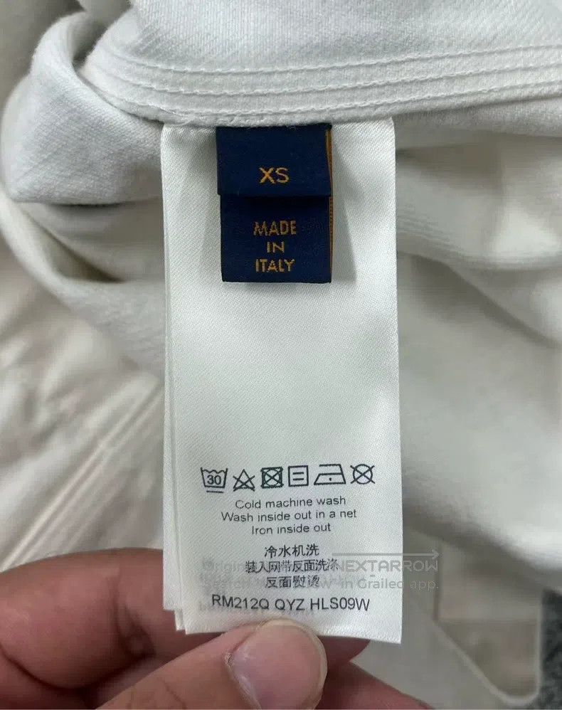 Louis Vuitton Louis Vuitton Grey and white starry sky gradient aged flow Size US XS / EU 42 / 0 - 4 Thumbnail
