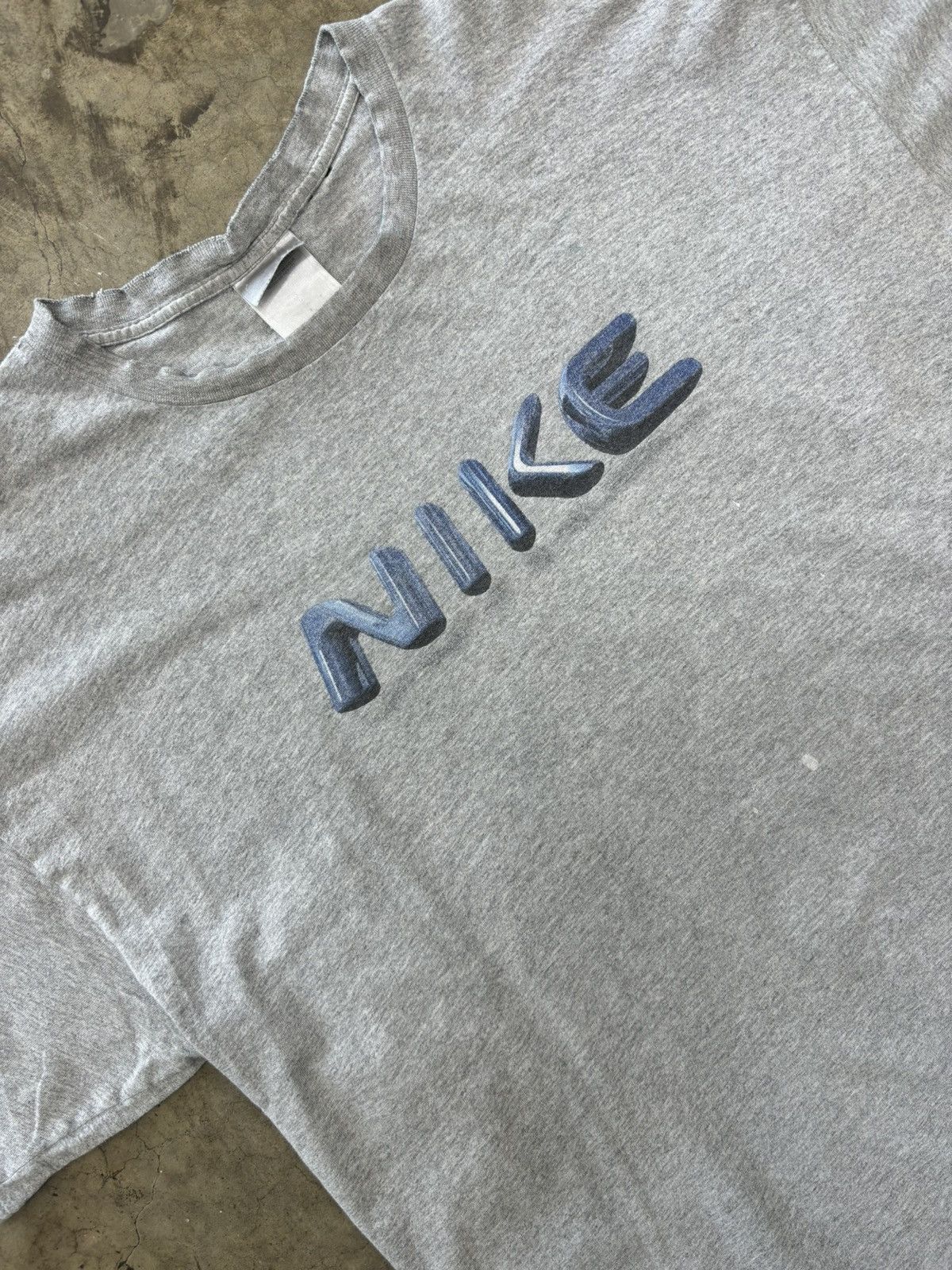 Nike × Vintage Vintage Y2k Nike Spellout Graphic Tee XL Size US XL / EU 56 / 4 - 1 Thumbnail