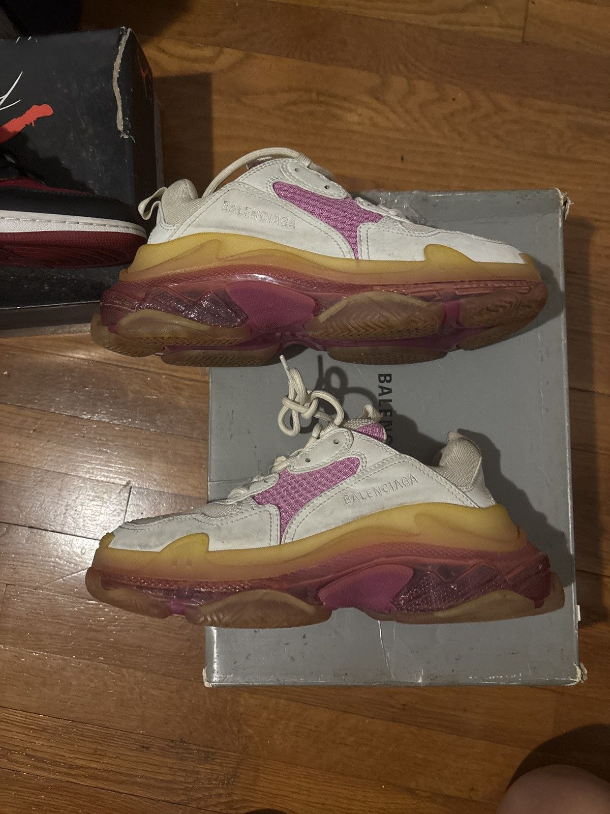 9w-Balenciaga Triple S Clear Sole white and pink