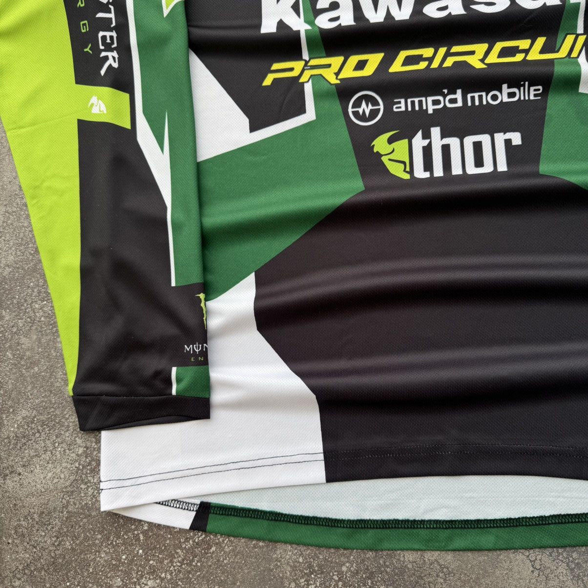Hypebeast Kawasaki Monster Energy Vintage Y2K Racing Jersey Size US L / EU 52-54 / 3 - 9 Thumbnail