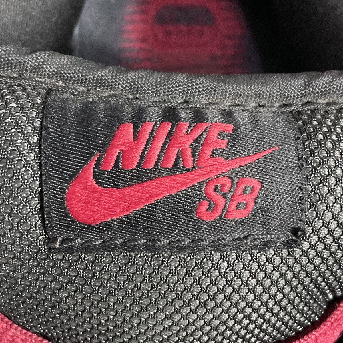 Nike SB Dunk Low Dark Charcoal Black 2010 Size US 8.5 / EU 41-42 - 11 Thumbnail