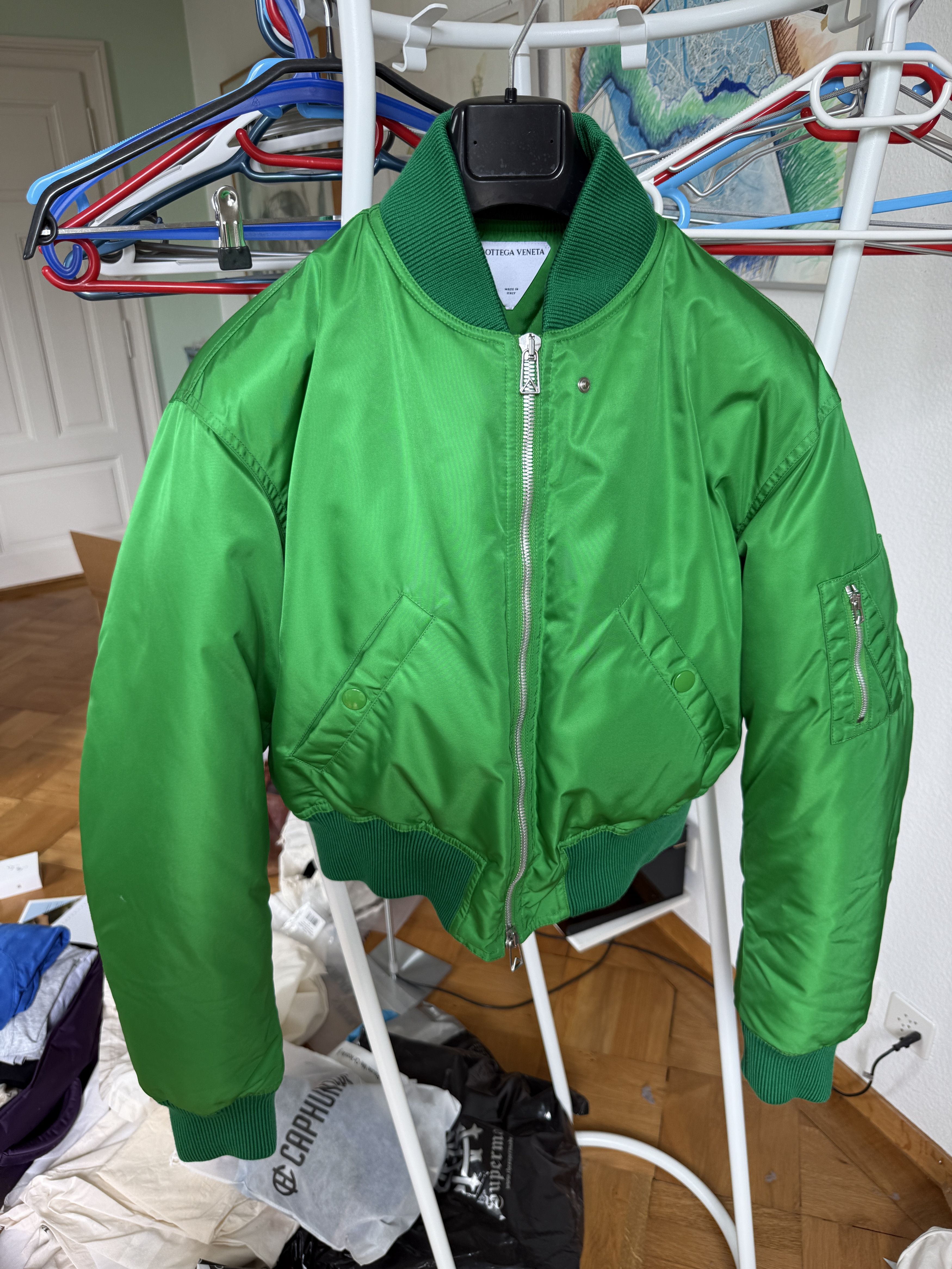 Bottega Veneta Bottega Veneta Padded Cropped Bomber Jacket Size US M / EU 48-50 / 2 - 1 Thumbnail