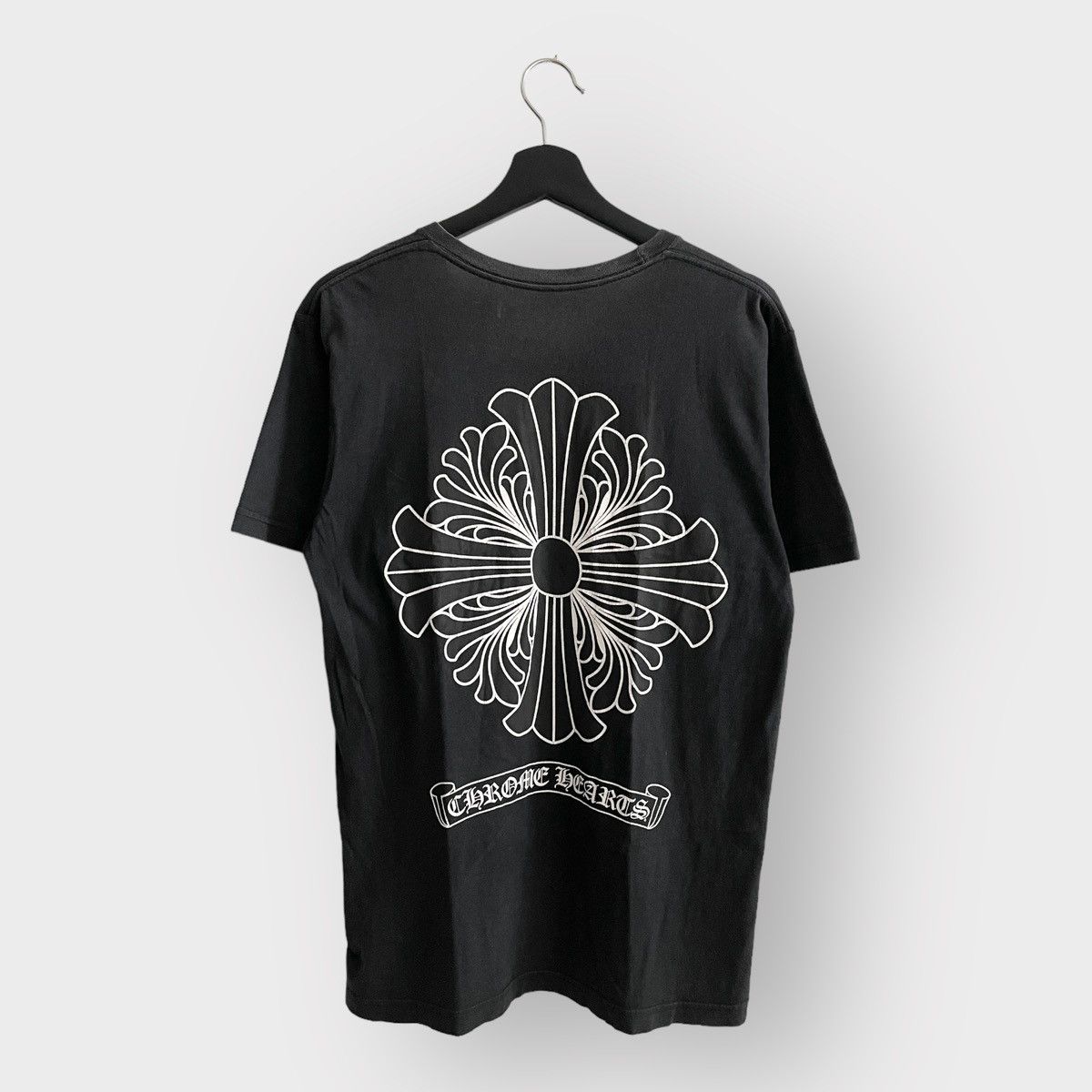 Chrome Hearts STEAL! 2010s Chrome Hearts Jumbo Floral Cross Pocket Tee ...