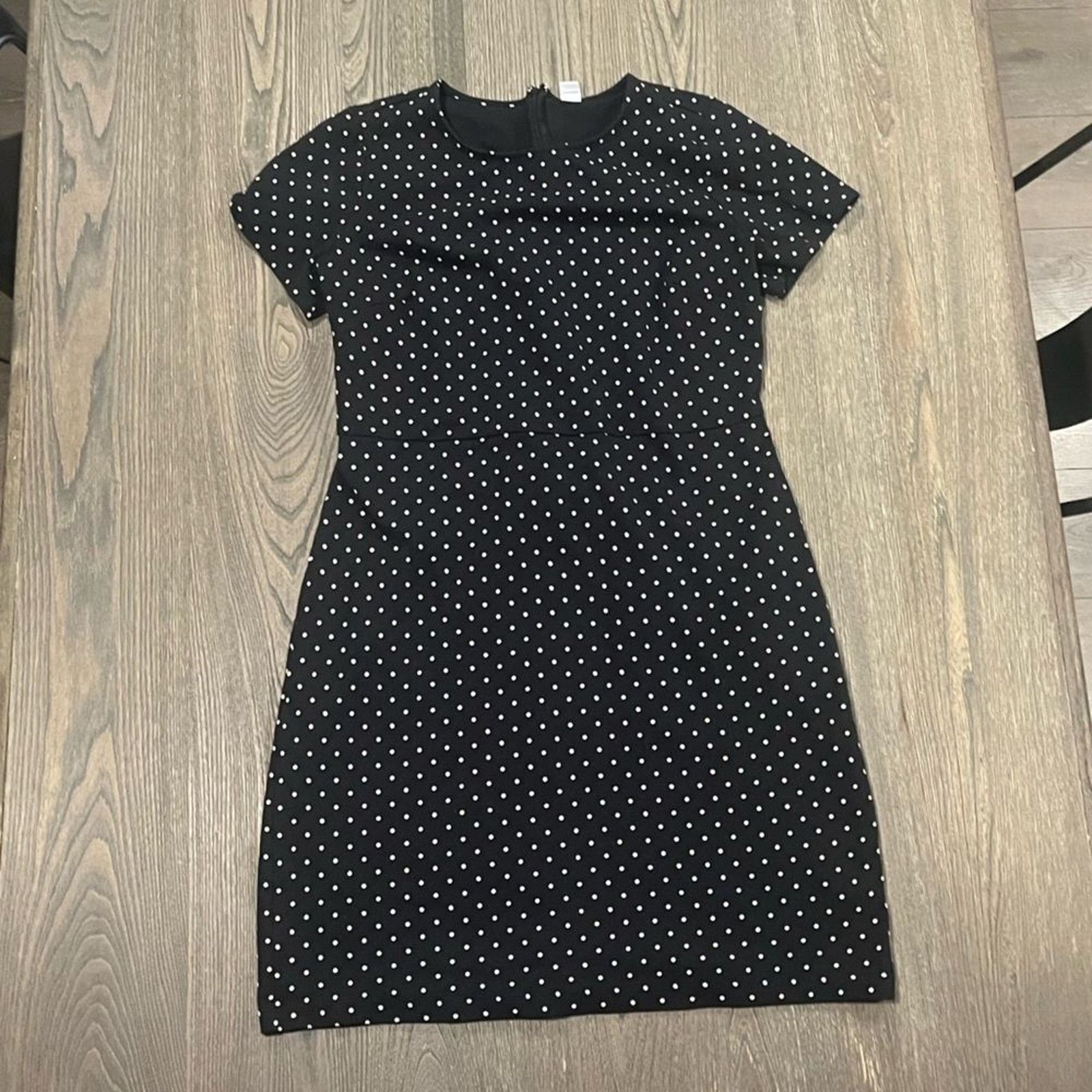 Old Navy Old Navy Polka Dot Short Sleeve Crew Neck Sheath Dress Size L / US 10 / IT 46 - 1 Thumbnail