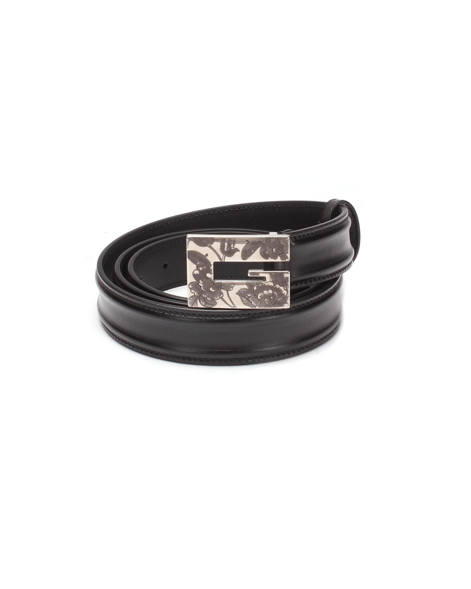 image of Gucci Leather G Buckle Belt in Black, Women's