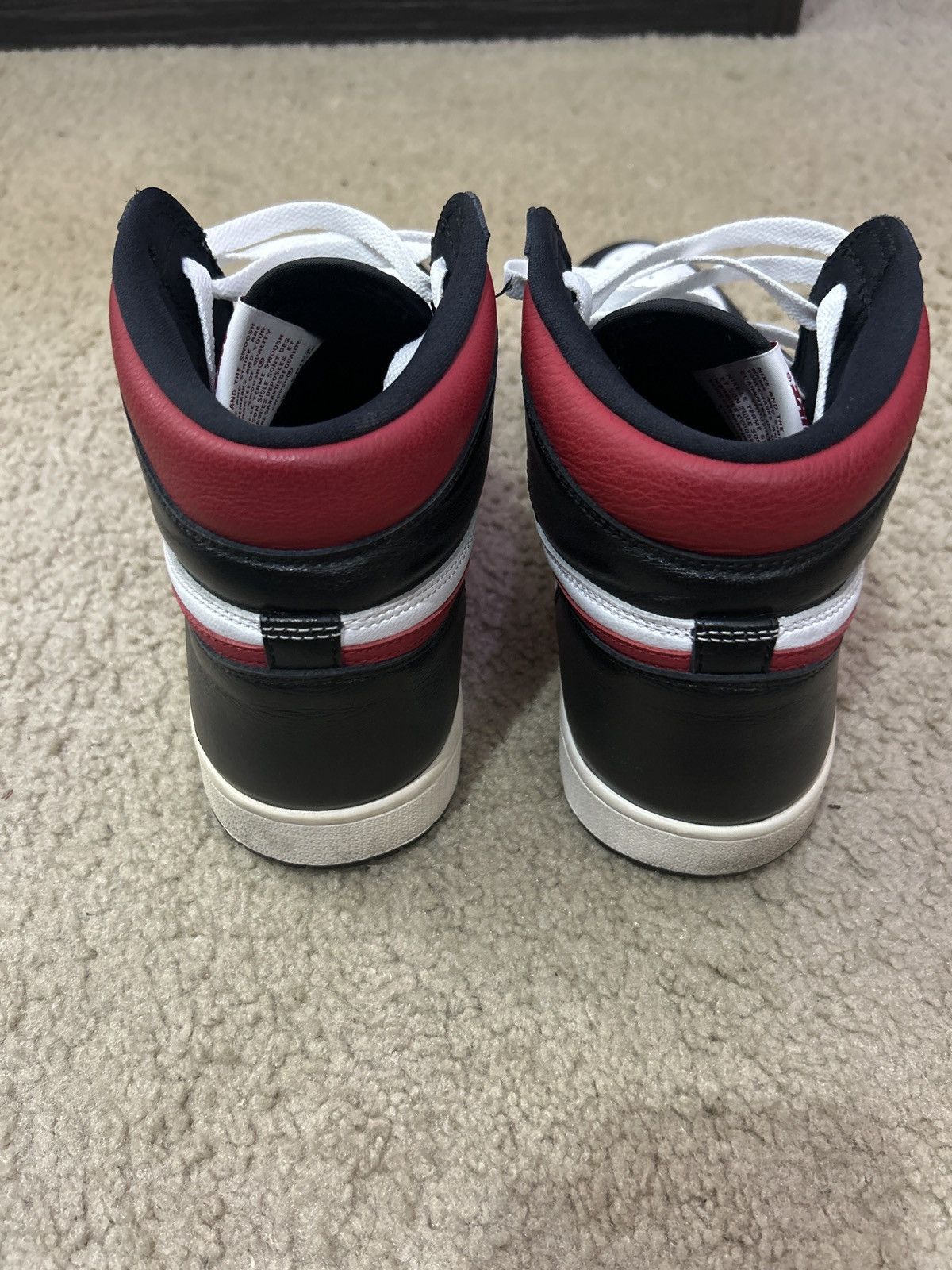 Jordan Brand × Nike Air Jordan one 1 high OG Size US 12 / EU 45 - 2 Thumbnail