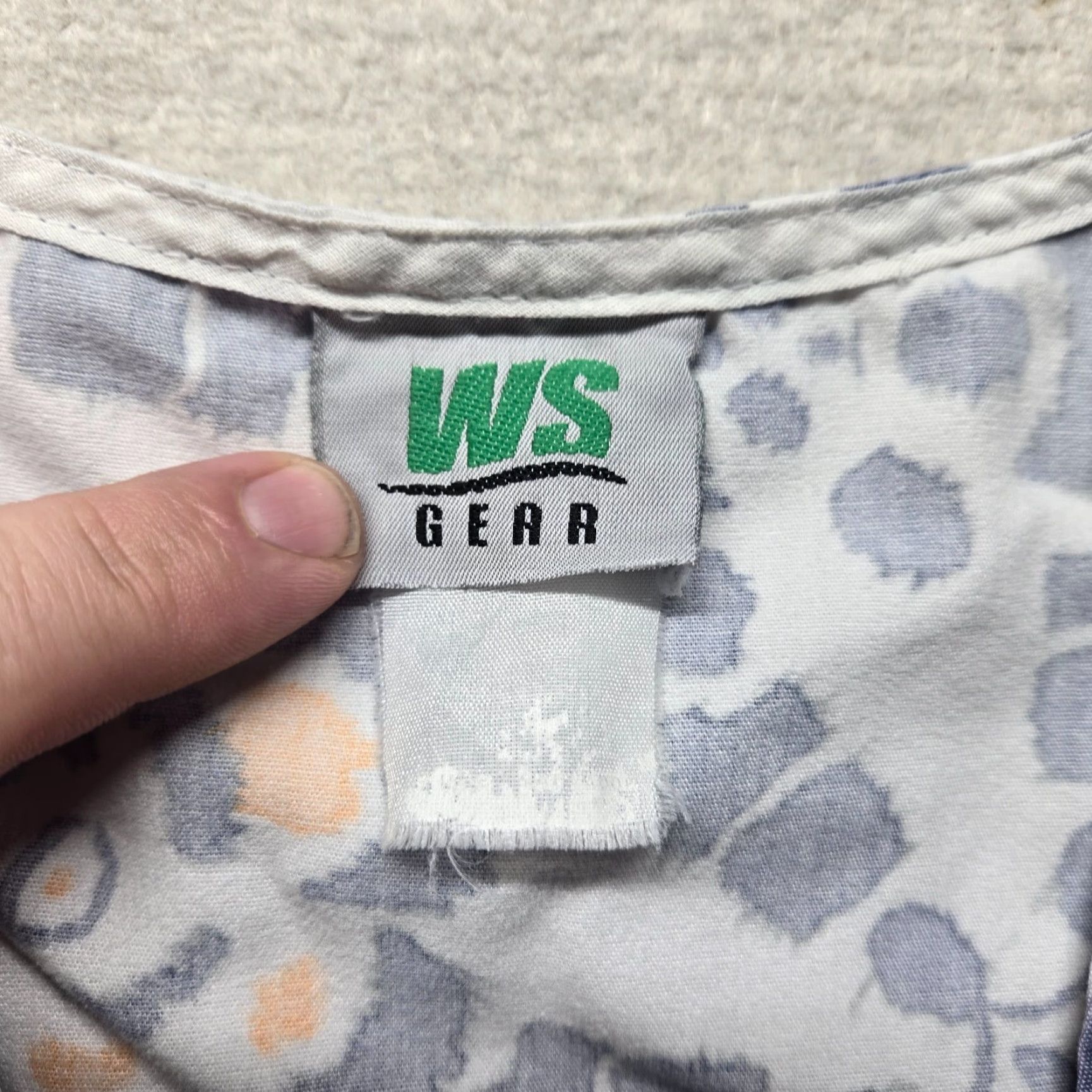 Vintage WS Gear Scrub Top Shirt Short Sleeve Adult Women's Size M Medium Size L / US 10 / IT 46 - 2 Thumbnail