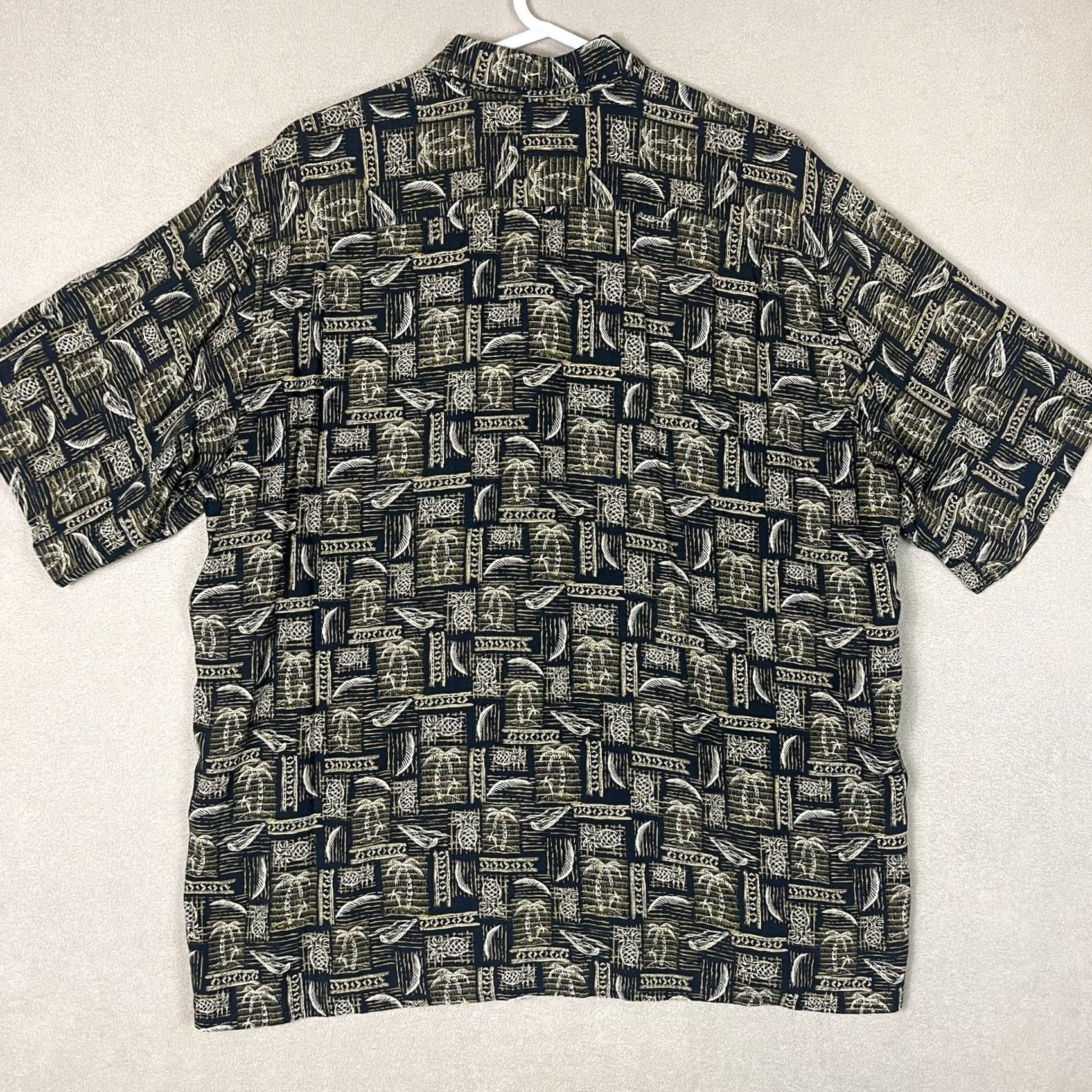 Reyn Spooner VINTAGE Reyn Spooner Shirt Men XL Black Floral Hawaiian Button-Up Adult Size US XL / EU 56 / 4 - 7 Thumbnail