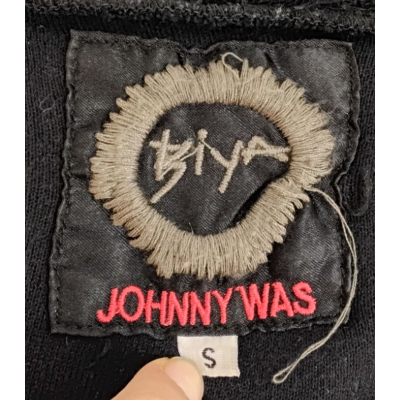 Johnny Was Johnny Was Biya Embroidered Sweater Women's S Black Florals Size S / US 4 / IT 40 - 6 Thumbnail