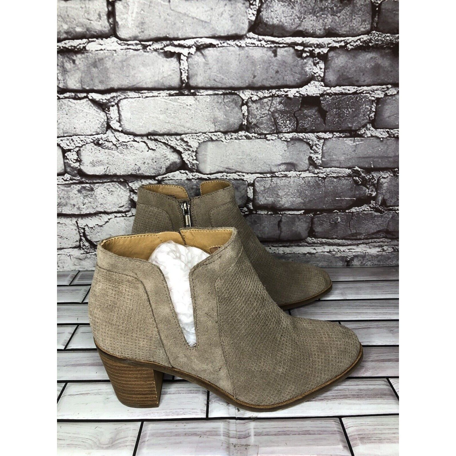Lucky Brand Lucky Brand Ponic Taupe Tan Suede Cutout Block Heel Booties Size US 7.5 / IT 37.5 - 14 Thumbnail