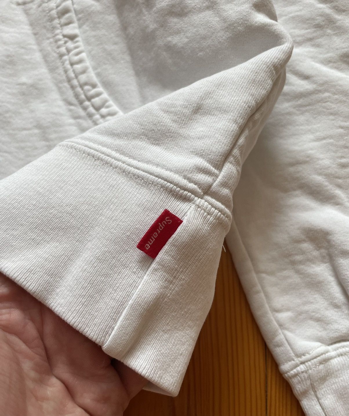 Supreme Supreme ‘The Land Of Fuck’ Logo White Hoodie Size US M / EU 48-50 / 2 - 7 Thumbnail
