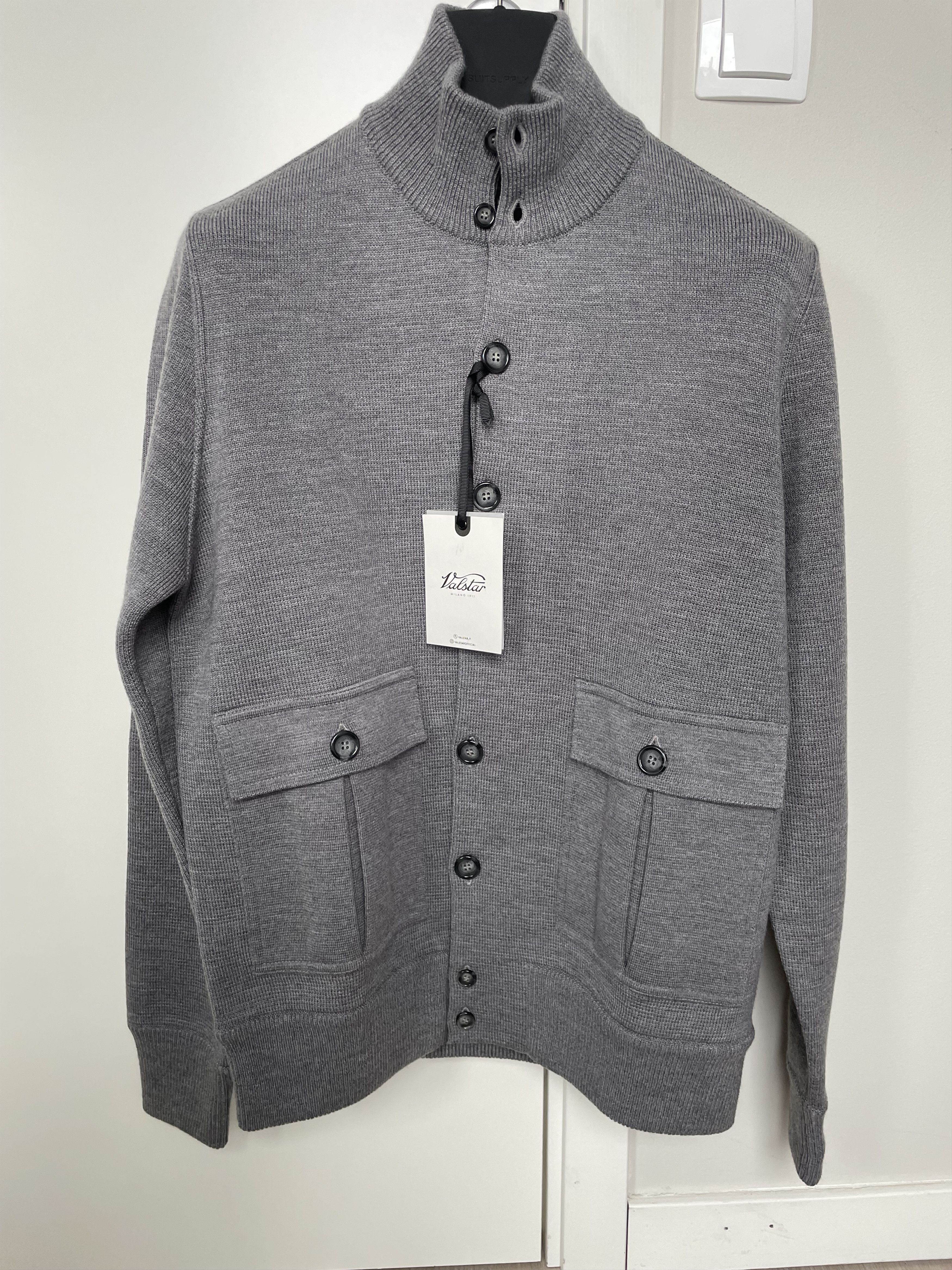 Valstar NWT Valstar Milano grey knitted Valstarino jacket, size L Size US L / EU 52-54 / 3 - 1 Thumbnail