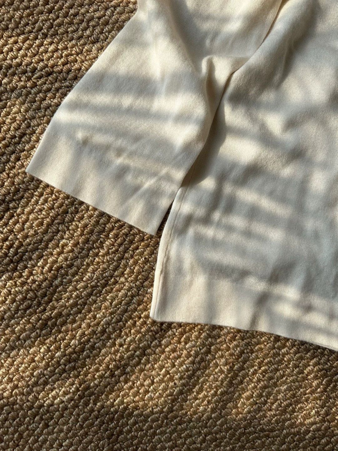 Hermes HERMES Margiela beige long sleeve V-neck top ME 98 Size M / US 6-8 / IT 42-44 - 4 Thumbnail