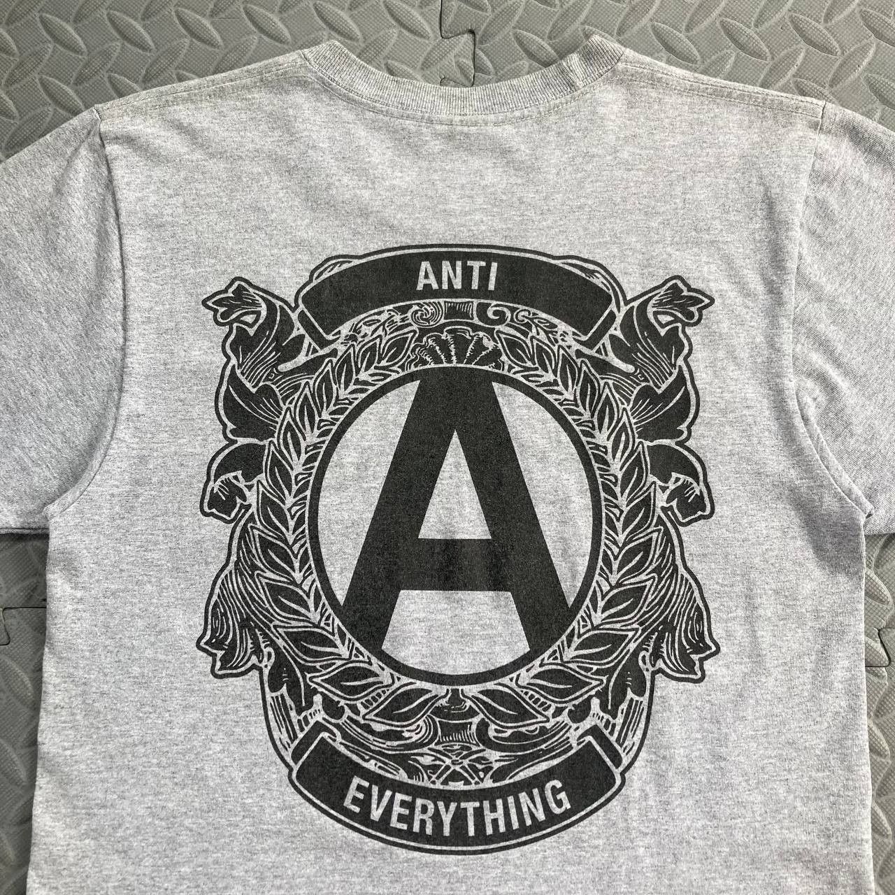 Supreme S/S15 Anti Everything Tee Size US S / EU 44-46 / 1 - 5 Thumbnail