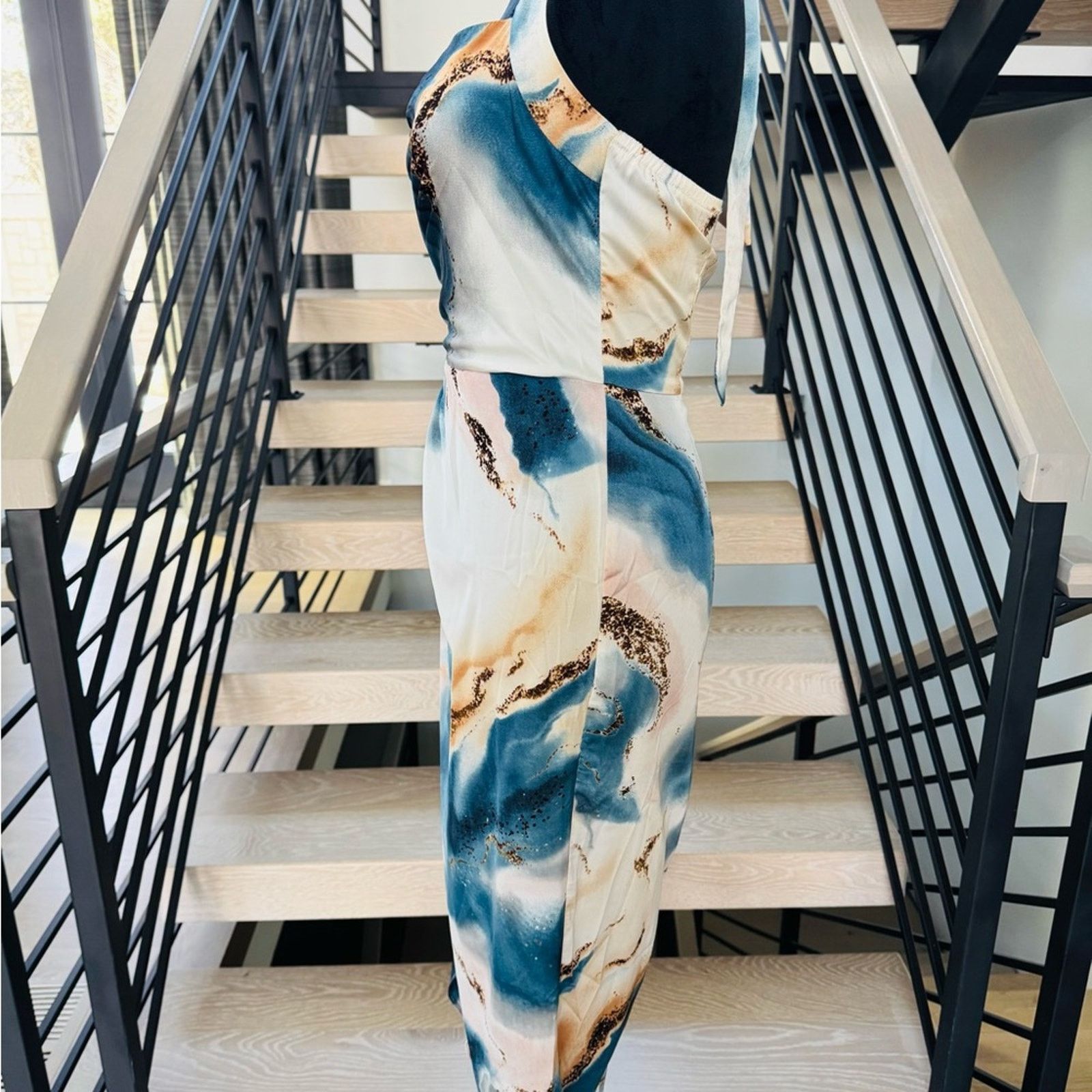 Other New Chic Asymmetrical Blue and White Dress size XS Size XS / US 0-2 / IT 36-38 - 11 Thumbnail