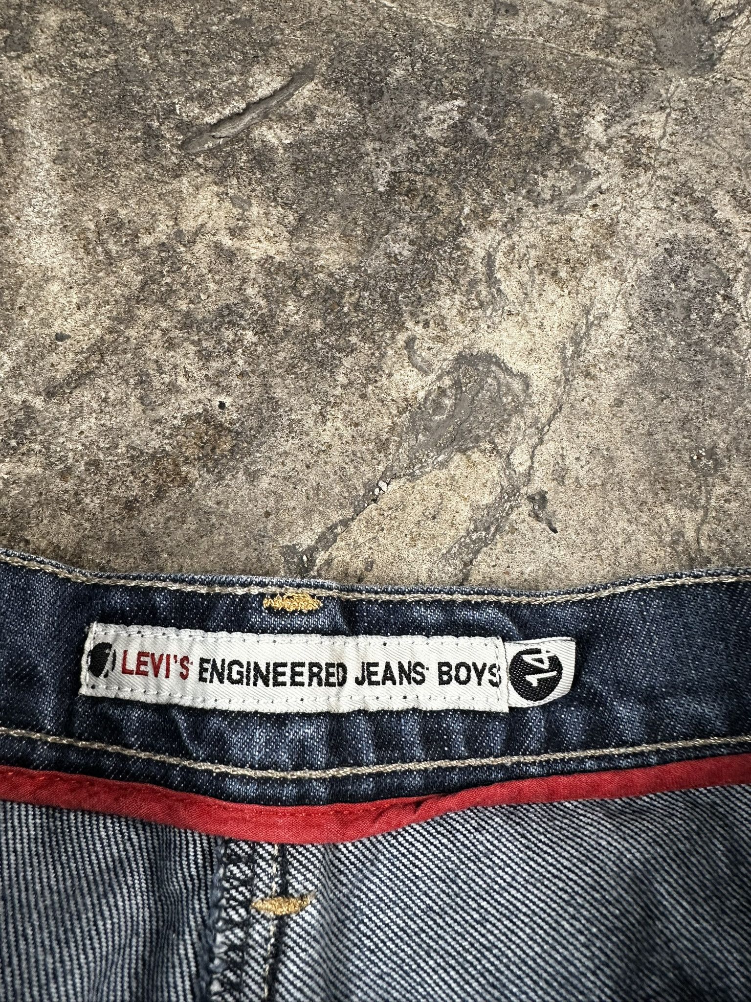 Engineered Garments × Levi's Vintage Y2k Levi's Engineered Distressed Jeans Shorts Size US 26 / EU 42 - 8 Thumbnail