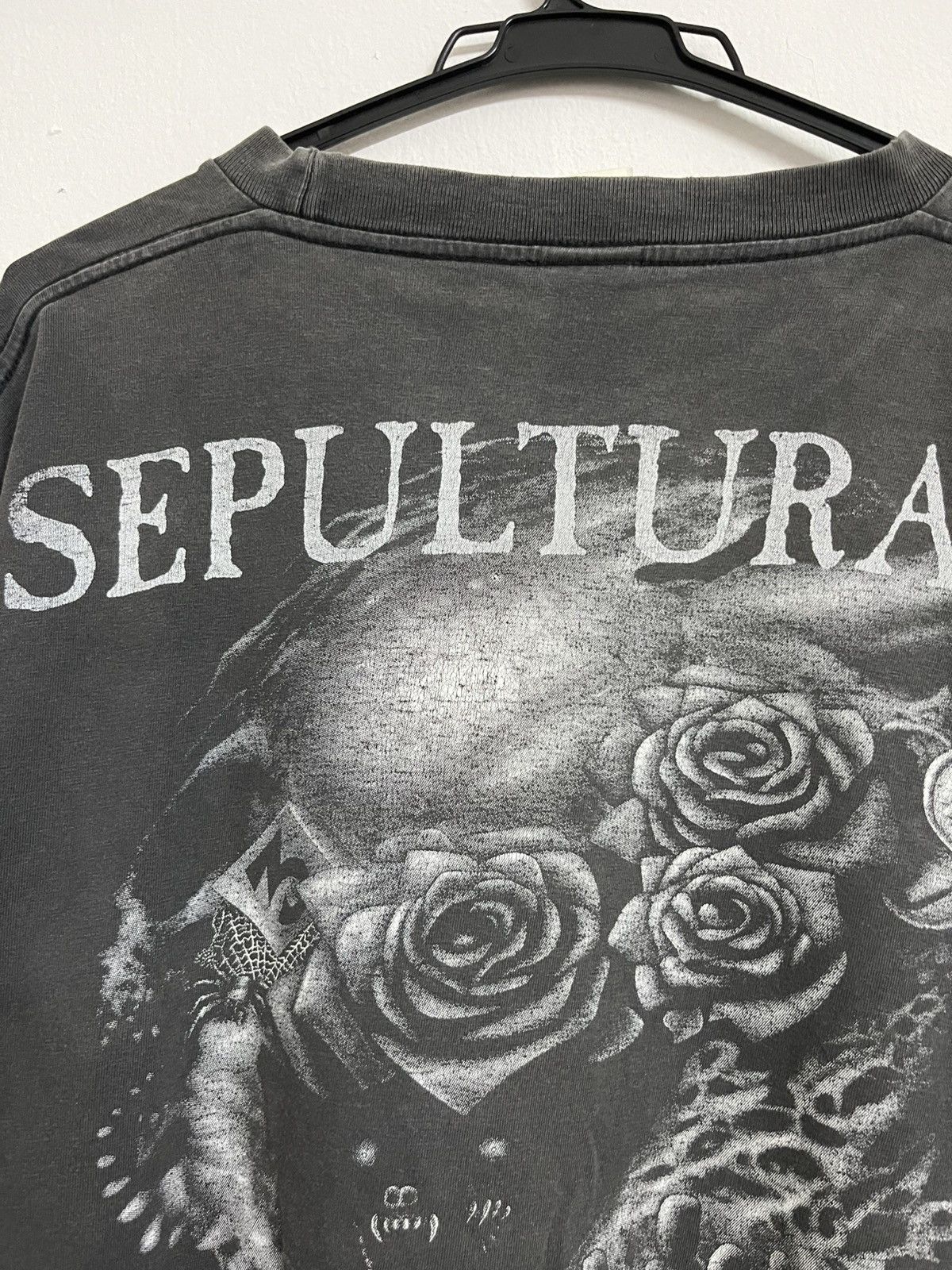 Band Tees 💥Offer Me💥 90s Sunfaded SEPULTURA DEVIL Thrash Metal Size US L / EU 52-54 / 3 - 3 Thumbnail