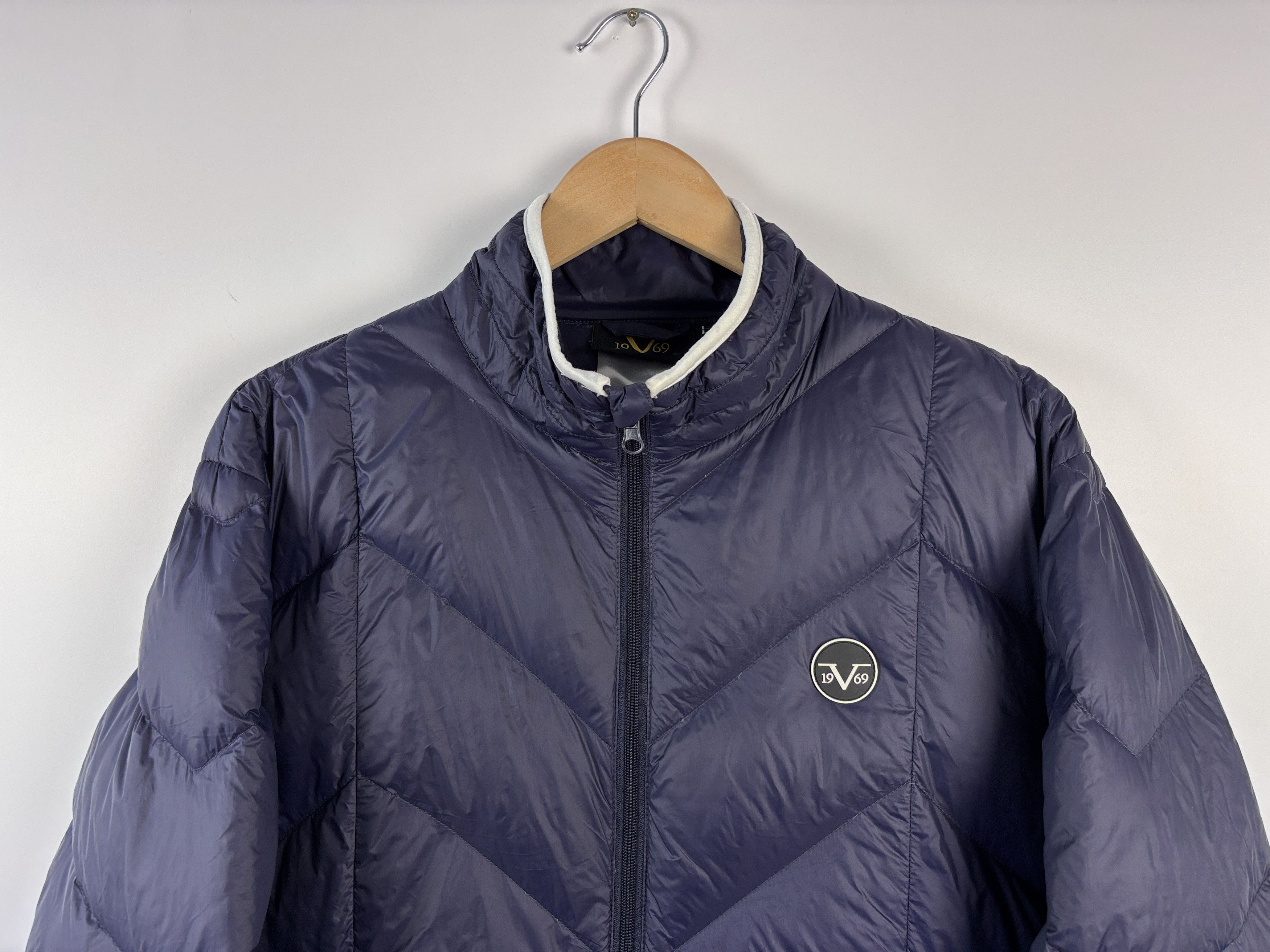 Versace Versace 1969 Lightweight Down Jacket Purple 19V69 Size L Size US L / EU 52-54 / 3 - 2 Thumbnail