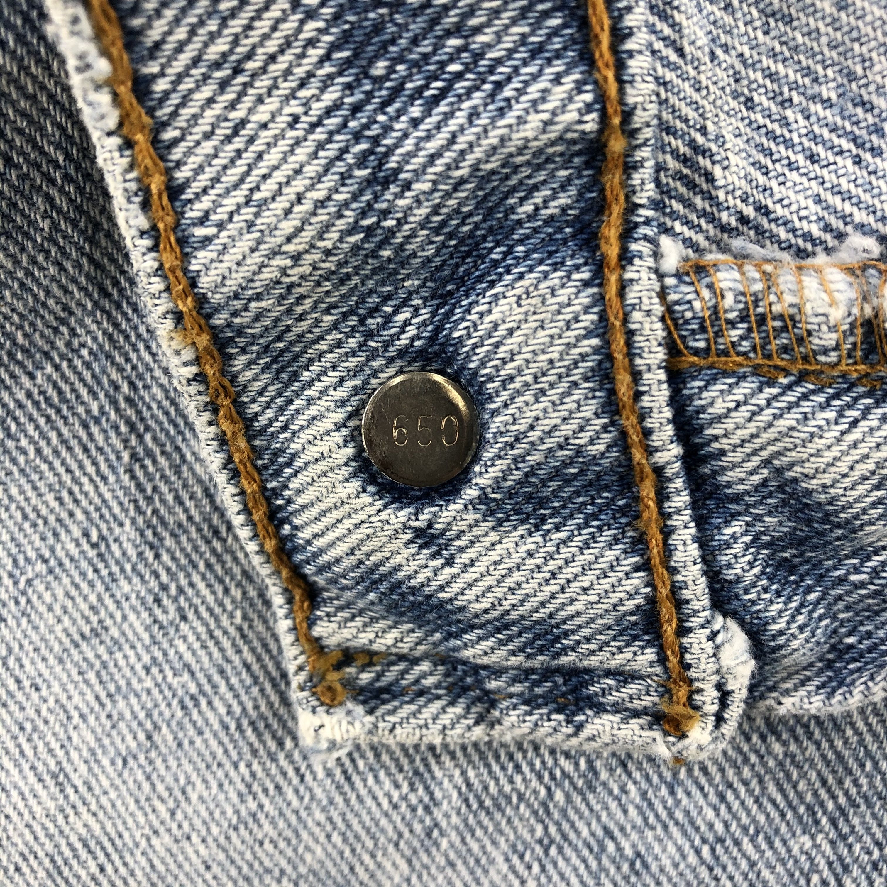 Levi's Vintage 90s Levis 560 Jeans Medium Wash Denim KJ930 Size US 32 / EU 48 - 12 Thumbnail