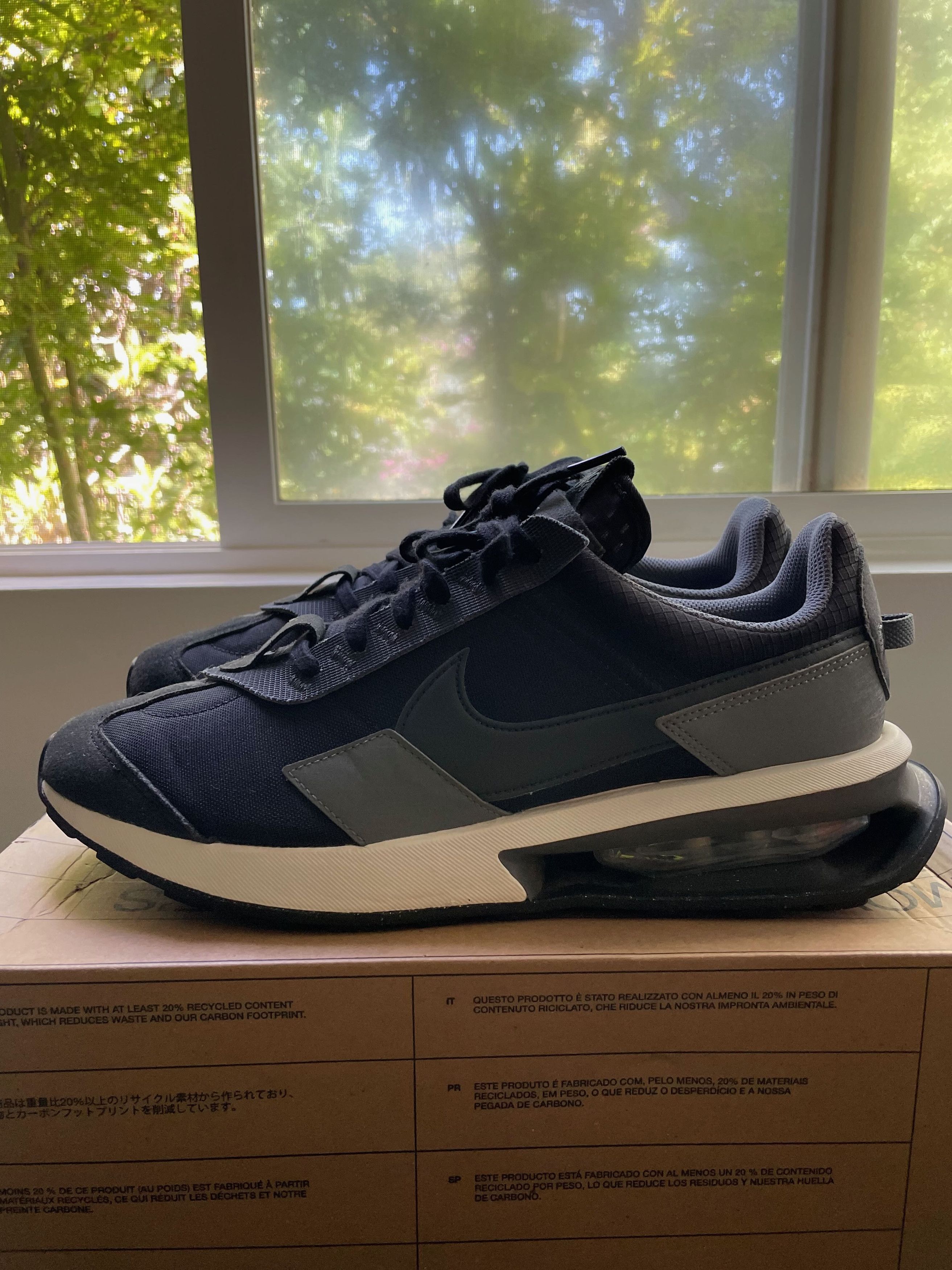 Nike Air Max Pre-Day Size US 10 / EU 43 - 1 Thumbnail