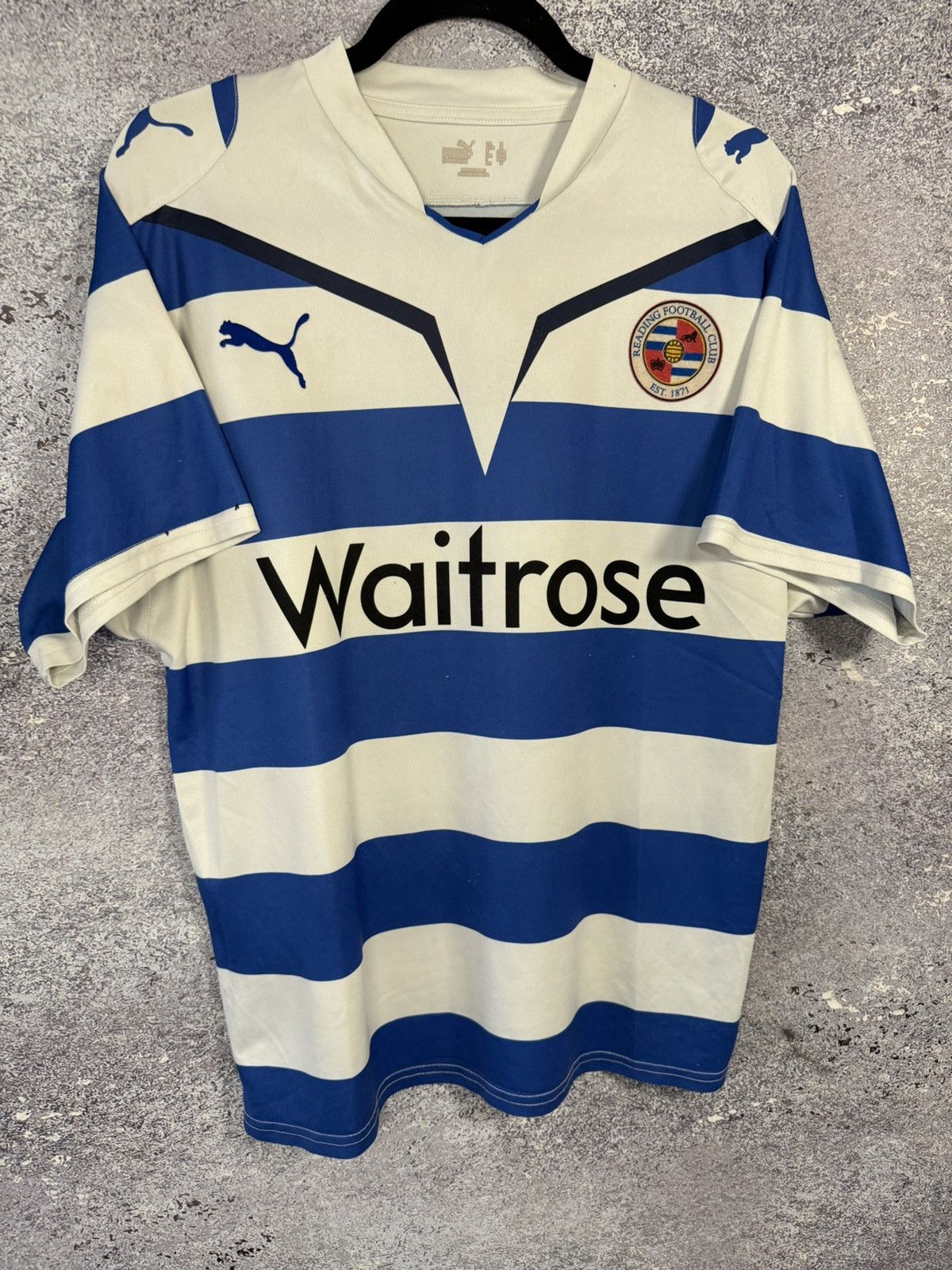 Puma × Vintage Vintage Reading 2009/10 Puma Soccer Jersey y2k blokcore Size US M / EU 48-50 / 2 - 4 Thumbnail