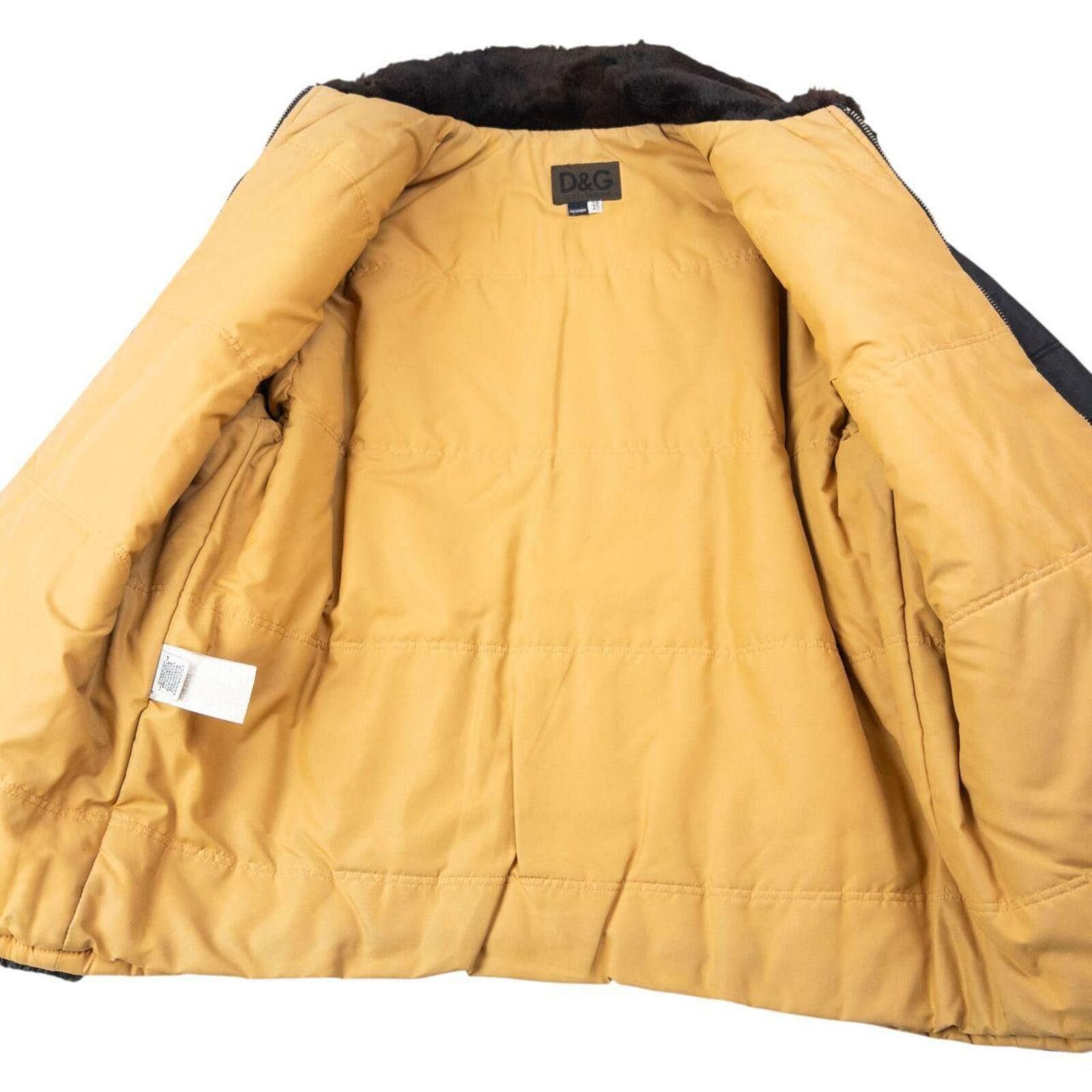 Dolce & Gabbana Vintage 90s Dolce & Gabbana Padded Fur Collar Jacket Size M Size US M / EU 48-50 / 2 - 4 Thumbnail