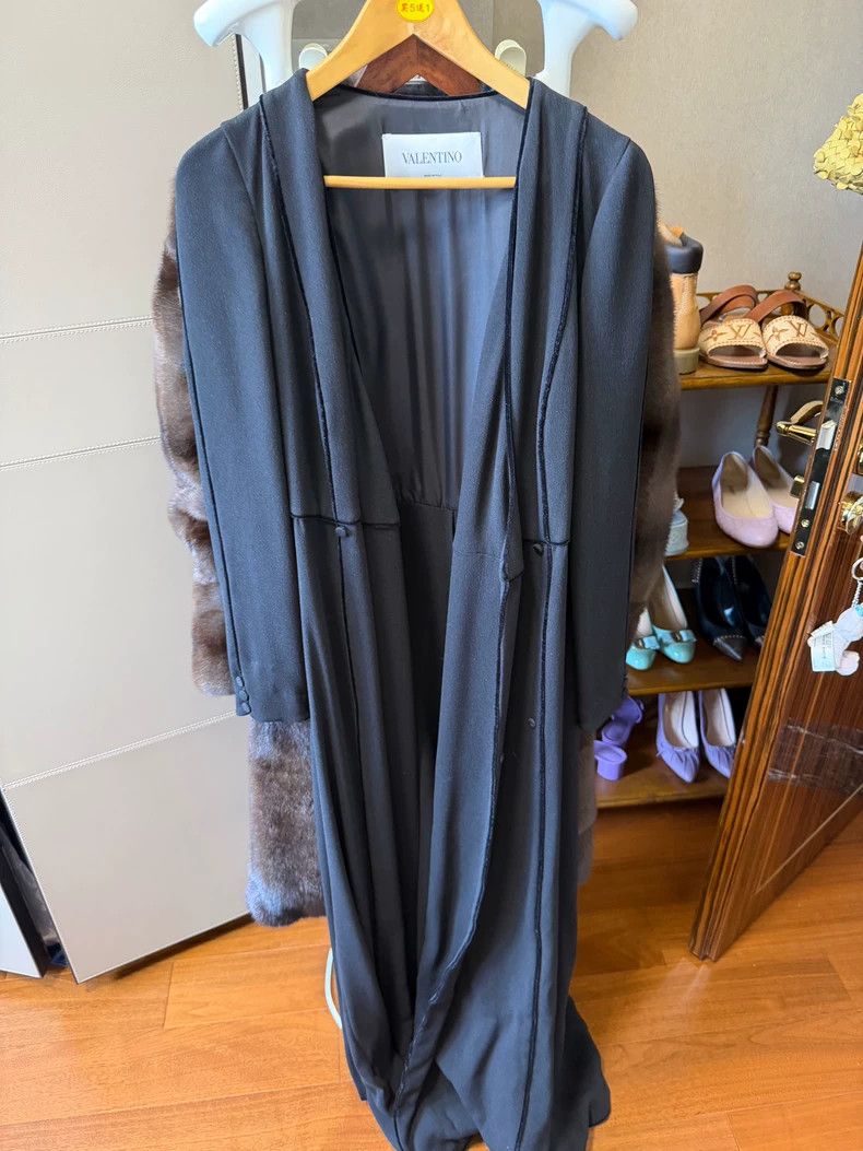 Valentino Valentino Dress Size M / US 6-8 / IT 42-44 - 1 Thumbnail