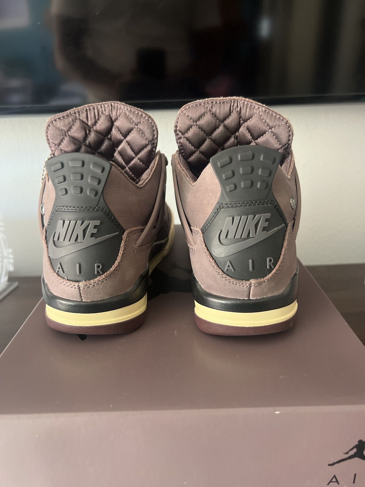 A Ma Maniere × Jordan Brand Jordan 4 Retro SP A Ma Maniére Violet Ore size 4 Size US 5 / EU 37 - 7 Thumbnail