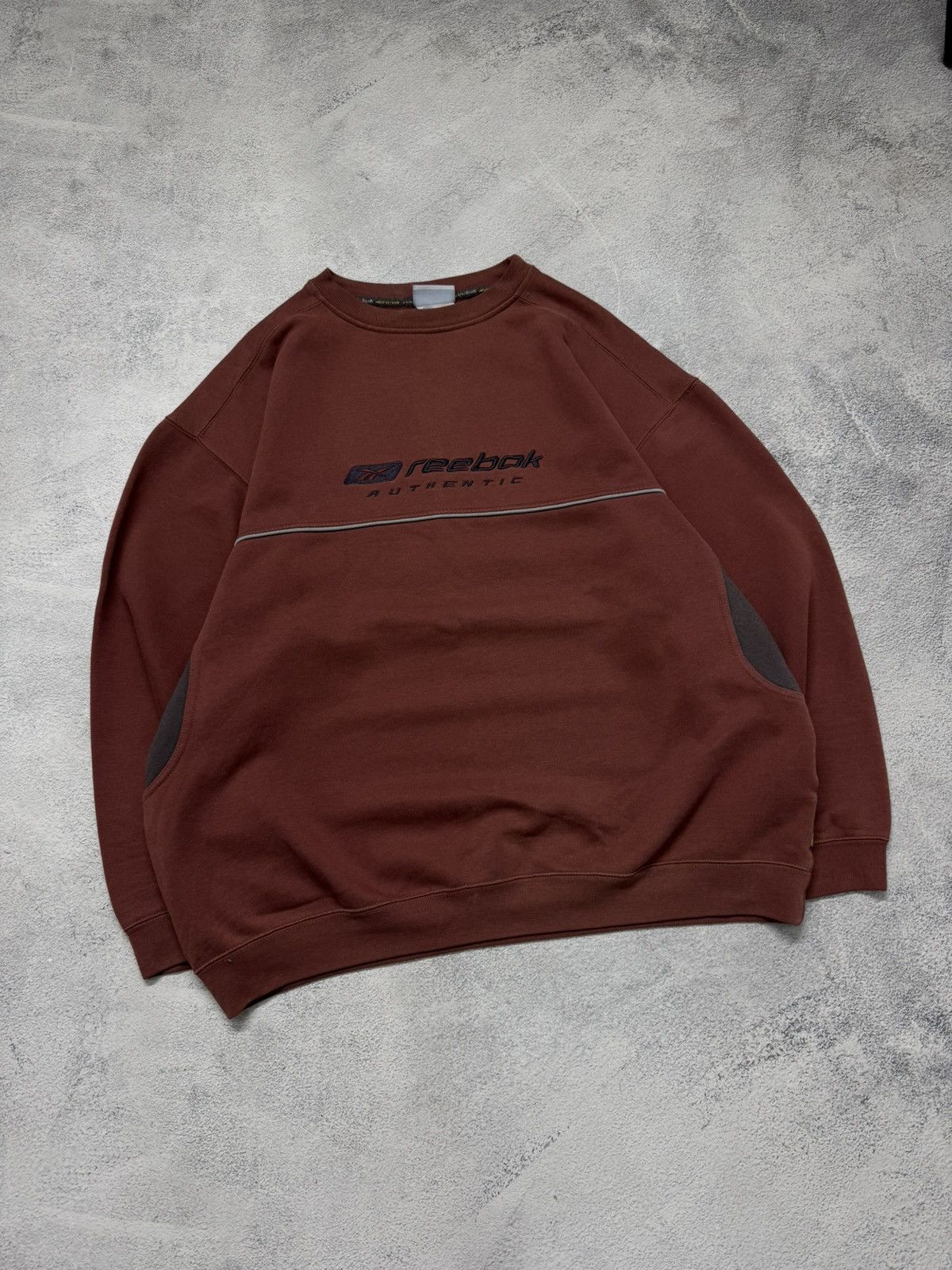 Reebok Vintage Reebok Big Logo Sweatshirt Size US L / EU 52-54 / 3 - 3 Thumbnail