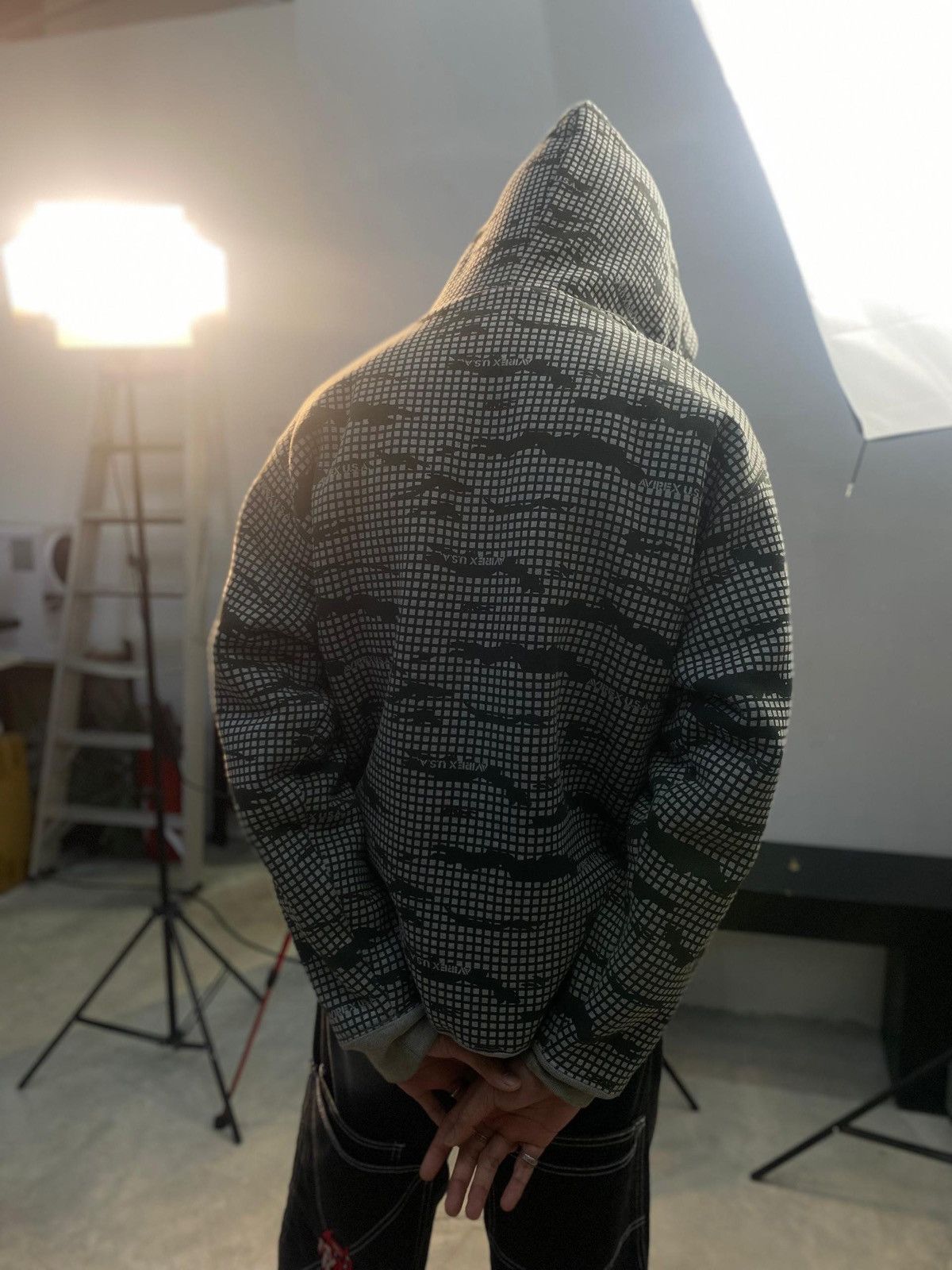 Avirex Vintage Avirex USA Reversible Pixel Camo Full Zip Hoodie Size US L / EU 52-54 / 3 - 16 Thumbnail